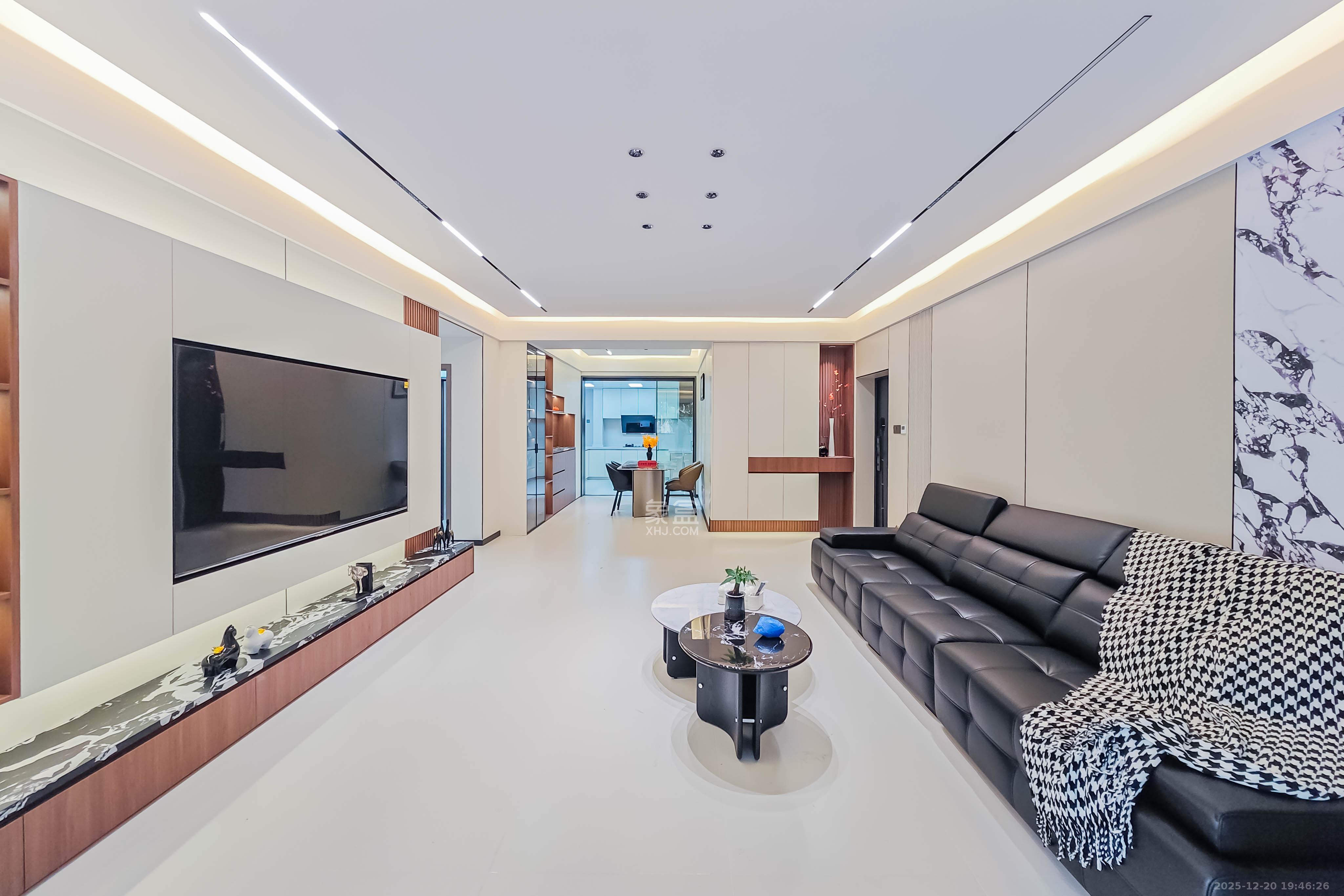 白沙湾嘉园  4室2厅2卫    128.0万