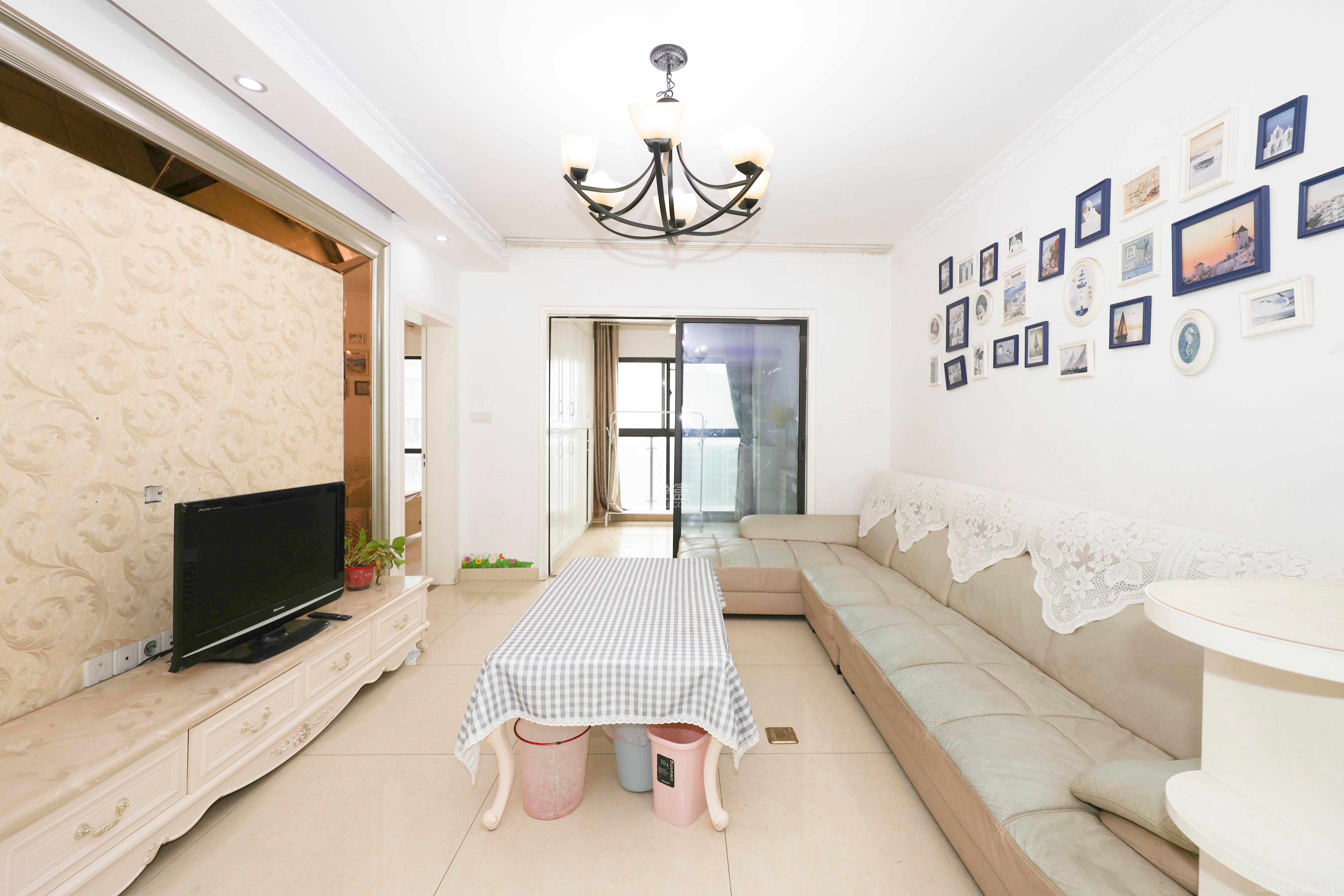 达美D6区  3室2厅1卫    89.0万