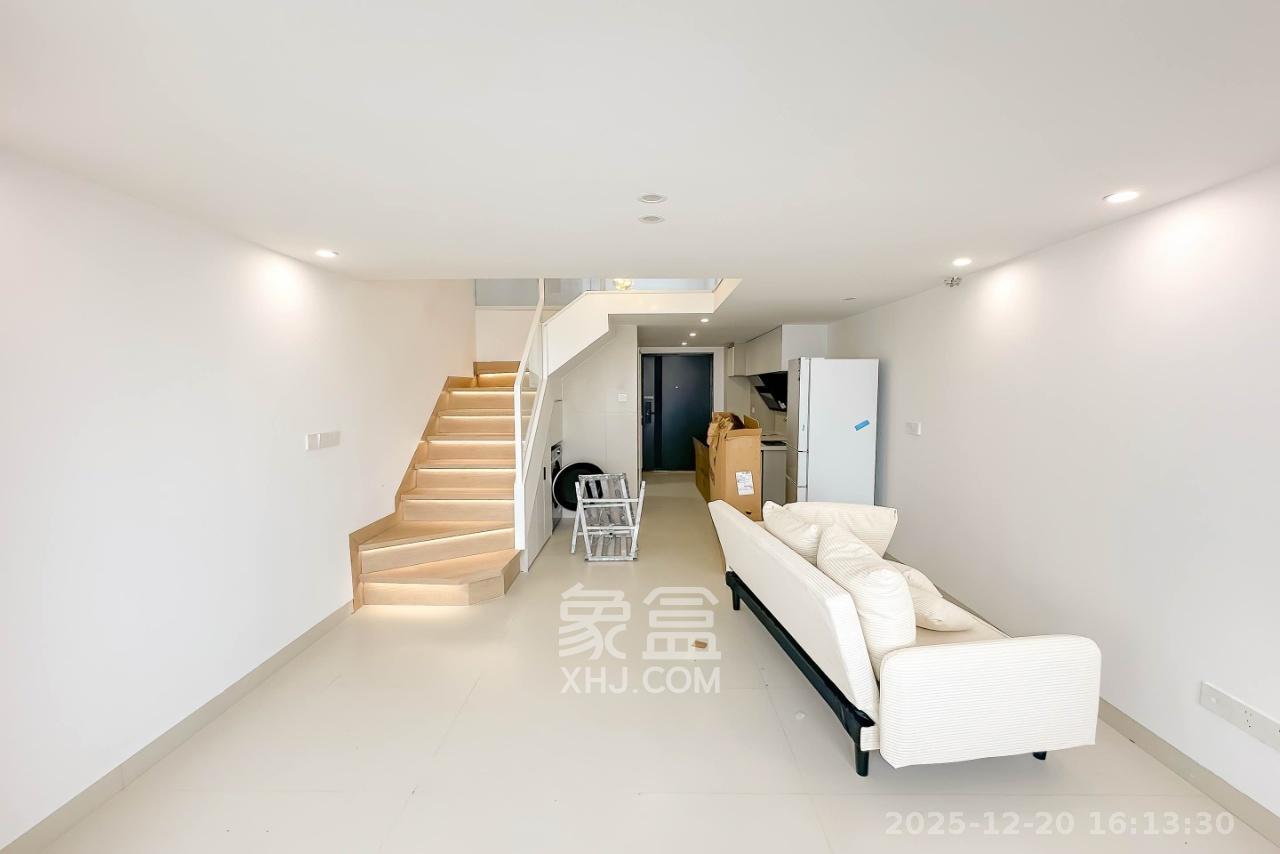 建发养云  2室2厅1卫    2700.0元/月