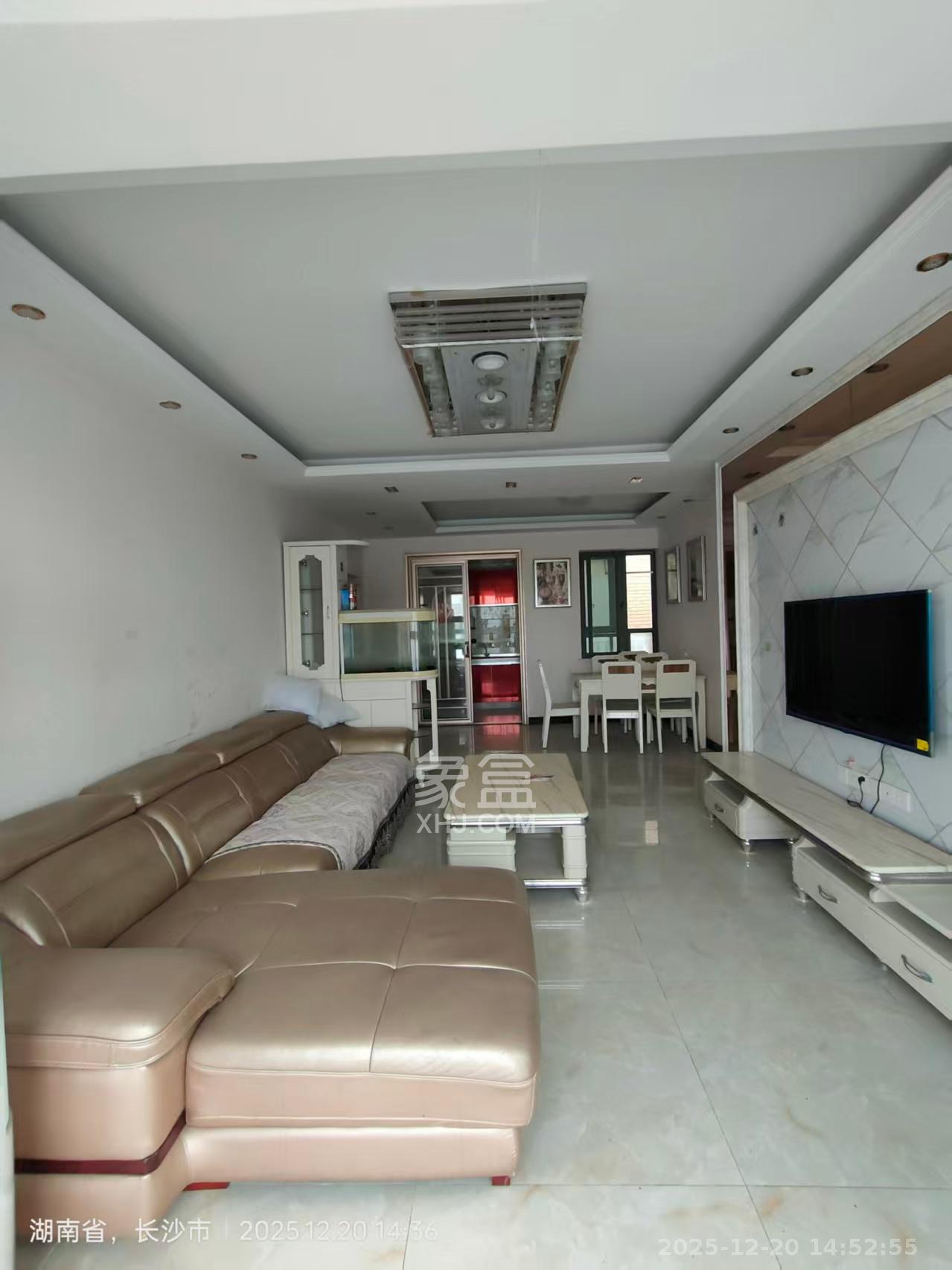 鑫远御文台一期  3室2厅1卫    2700.0元/月