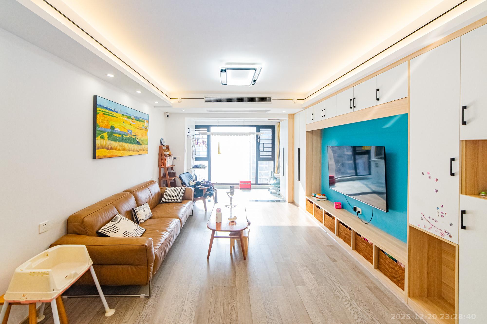 北辰三角洲C3区  3室2厅2卫    168.0万