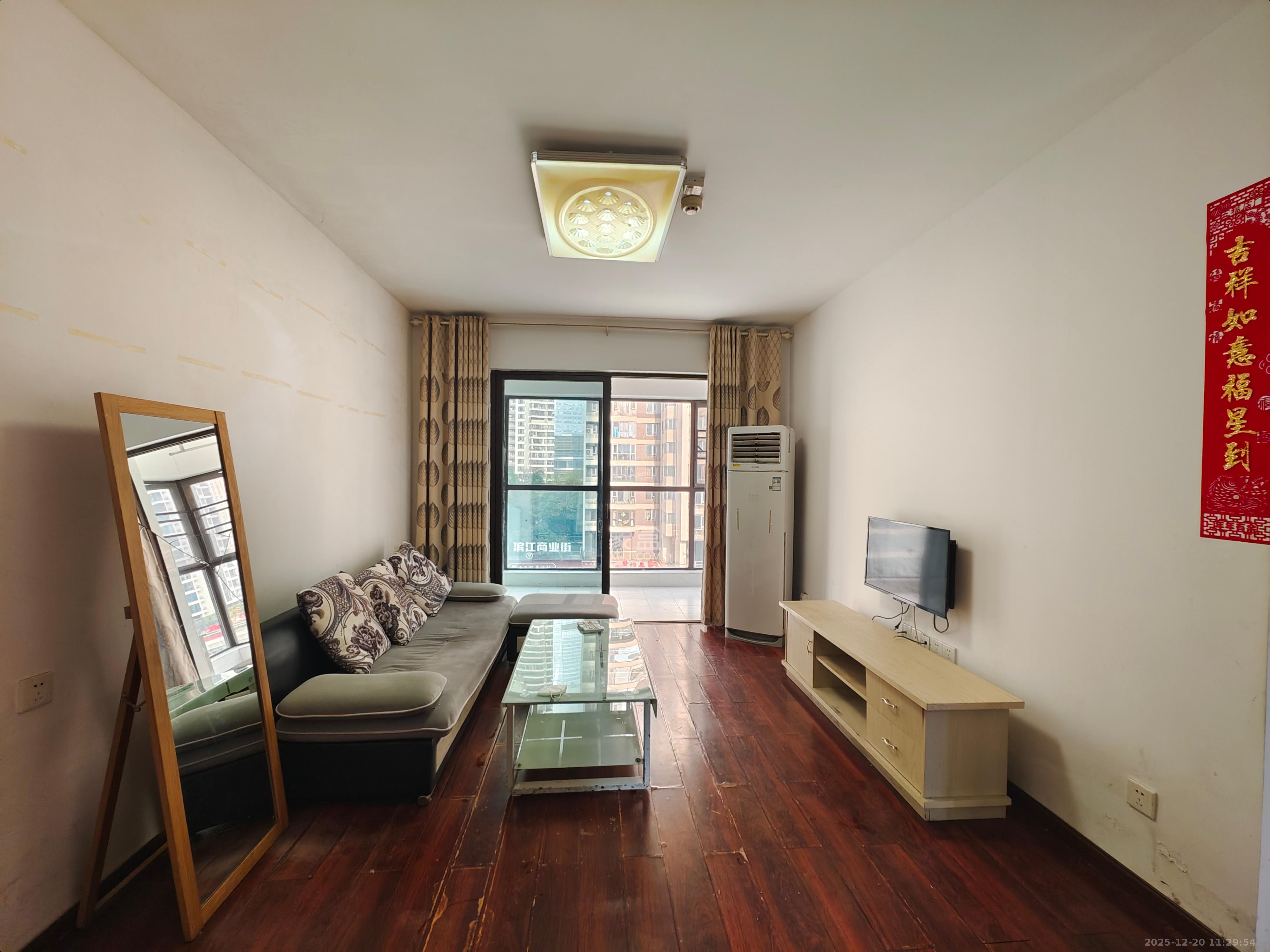 保利西海岸B区  3室2厅1卫    3000.0元/月