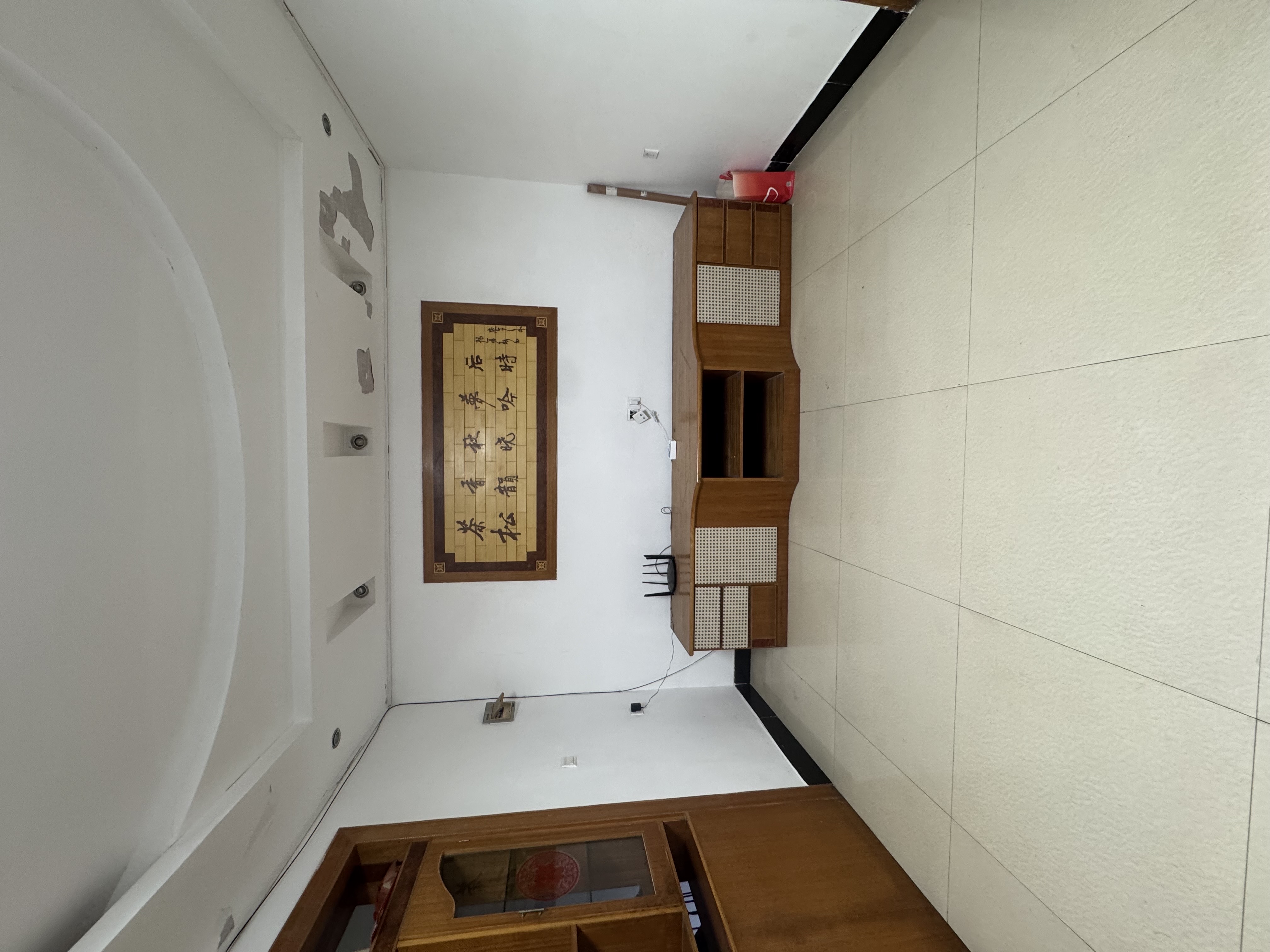 湖北路散盘  1室0厅0卫    700.0元/月