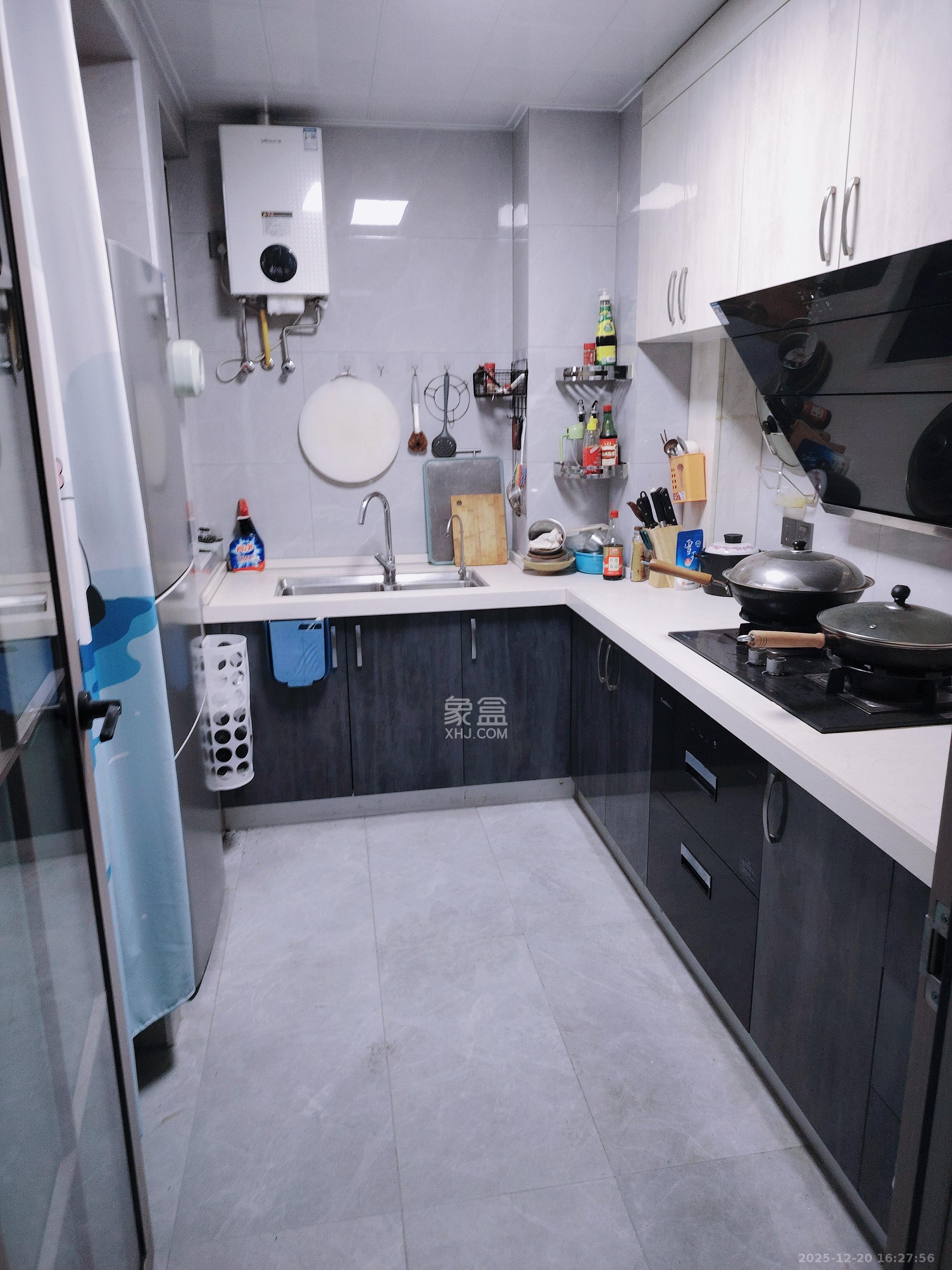 北辰三角洲C3区  3室1厅1卫    3200.0元/月室内图