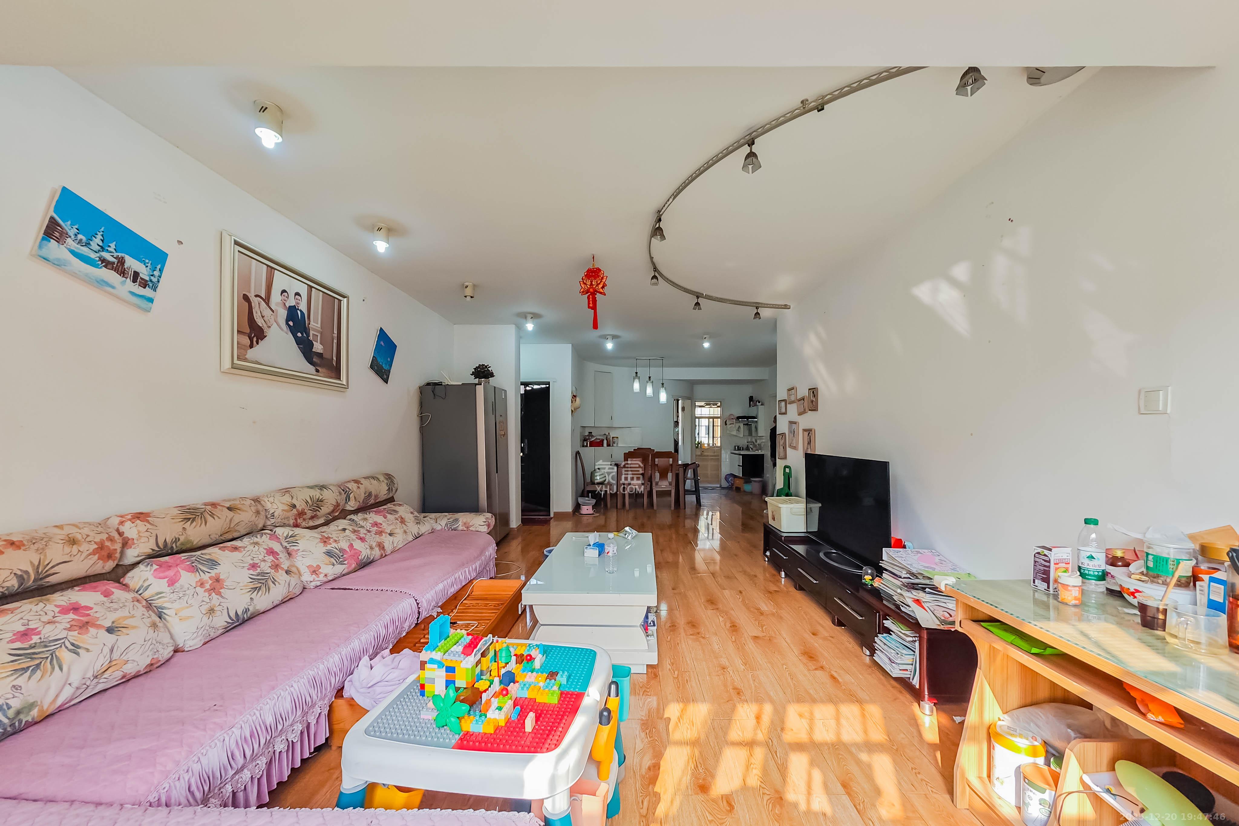 新星小区  1室0厅0卫    54.6万