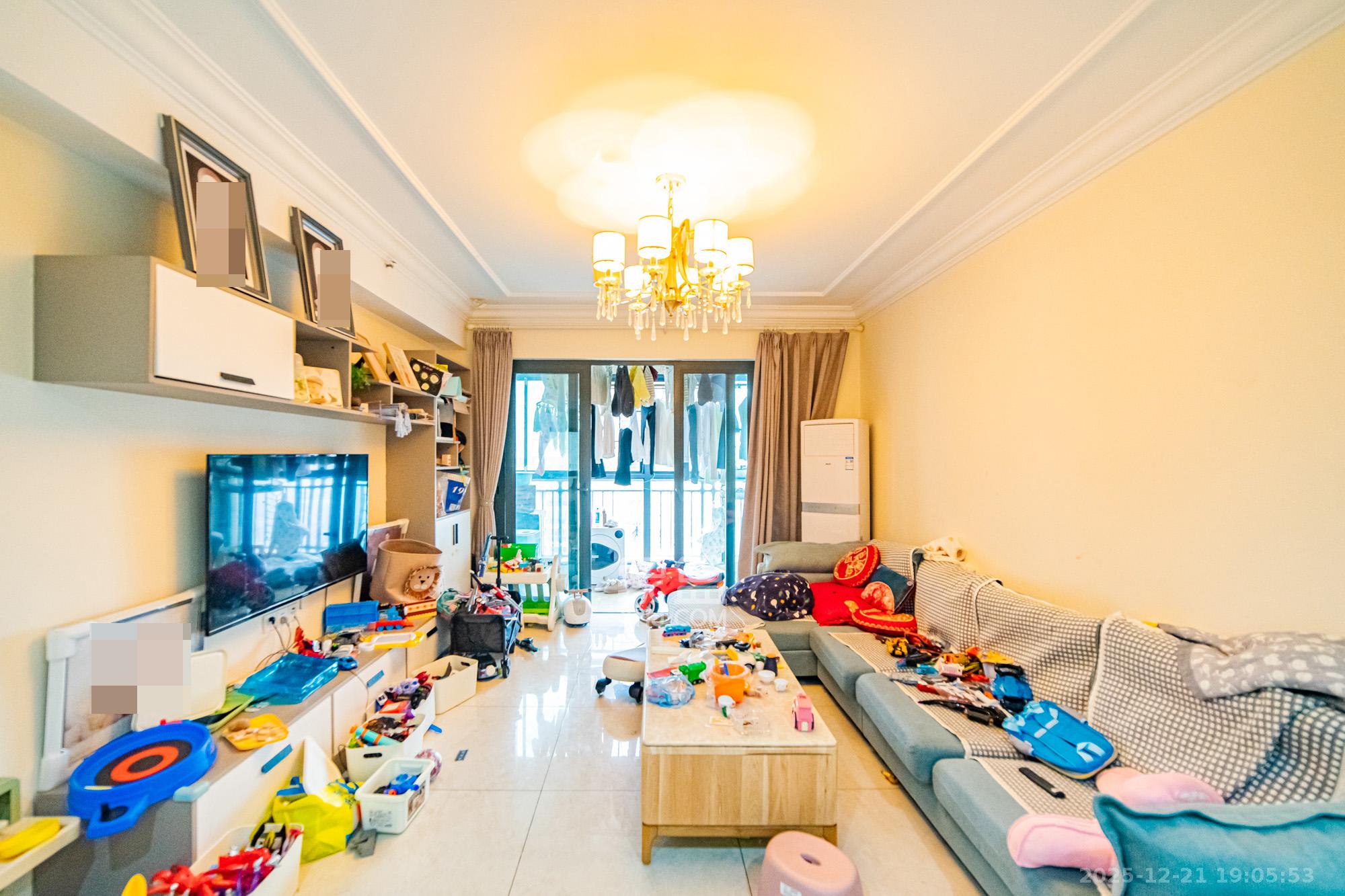 恒大御景半岛锦绣苑  4室2厅2卫    126.0万