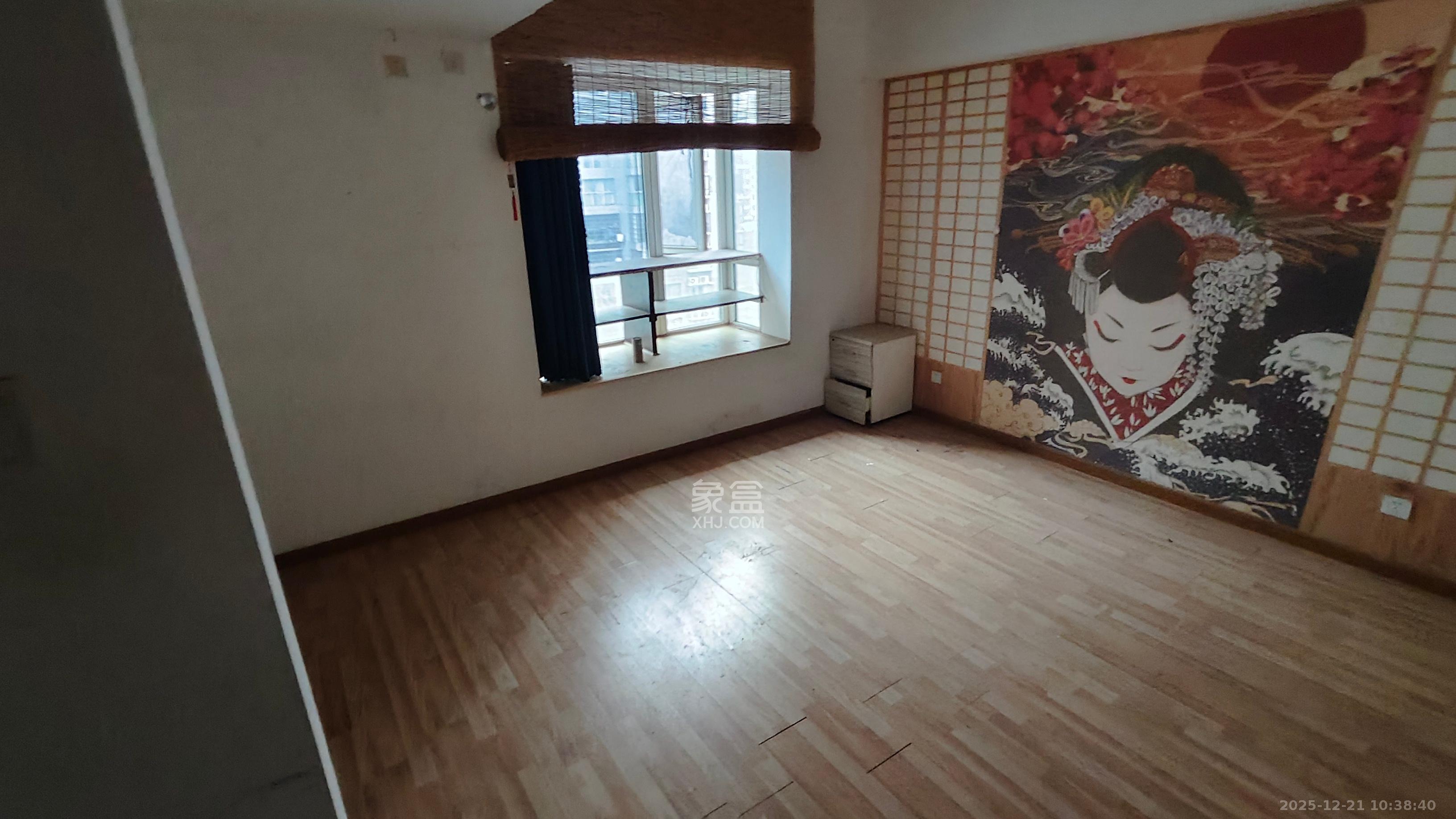 未来城科学家园  4室1厅1卫    2600.0元/月