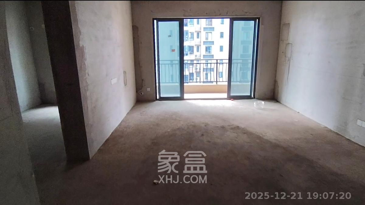 碧桂园南城首府（东宸林海）  3室1厅1卫    2000.0元/月