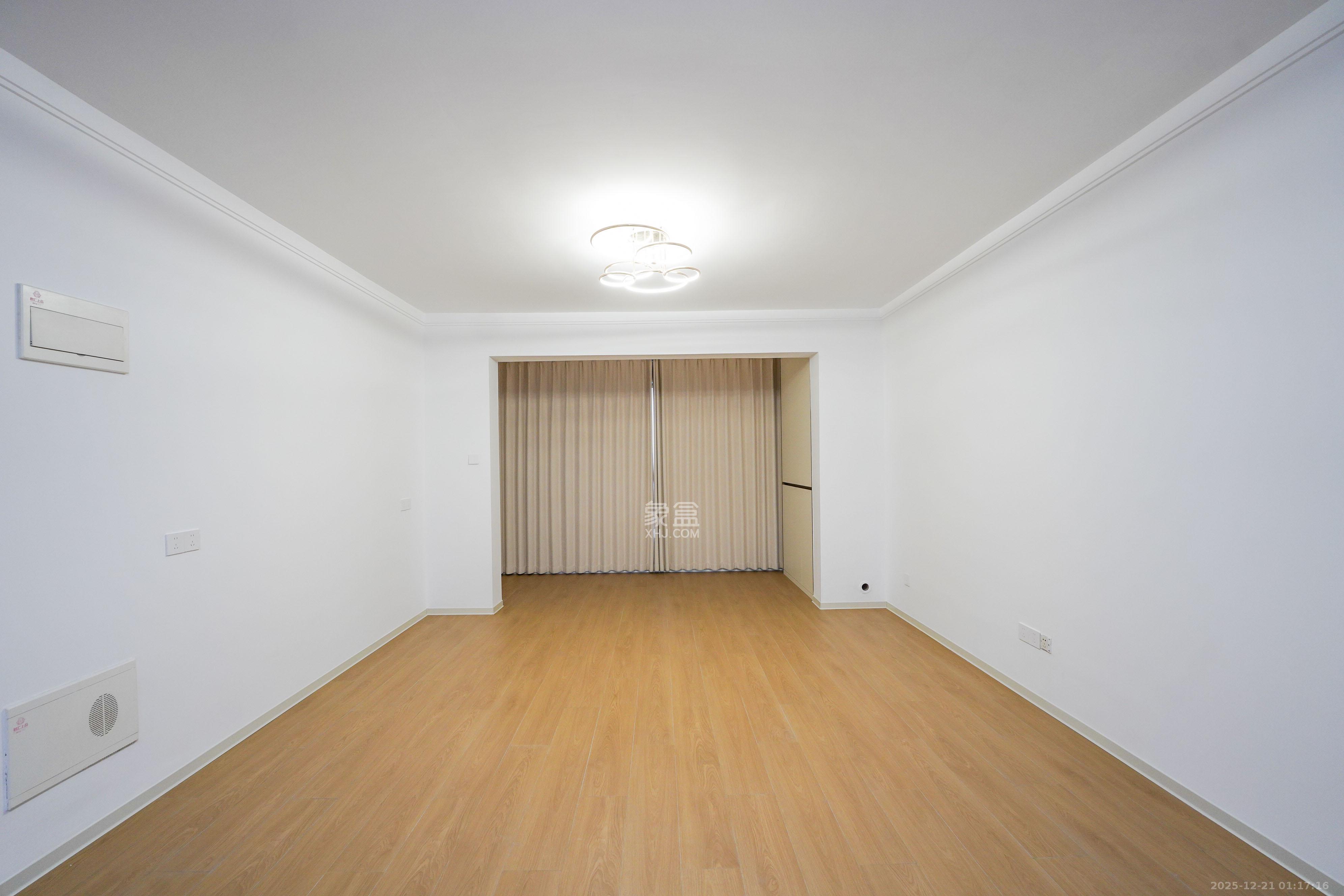 佳兆业君汇上品  1室2厅2卫    92.0万