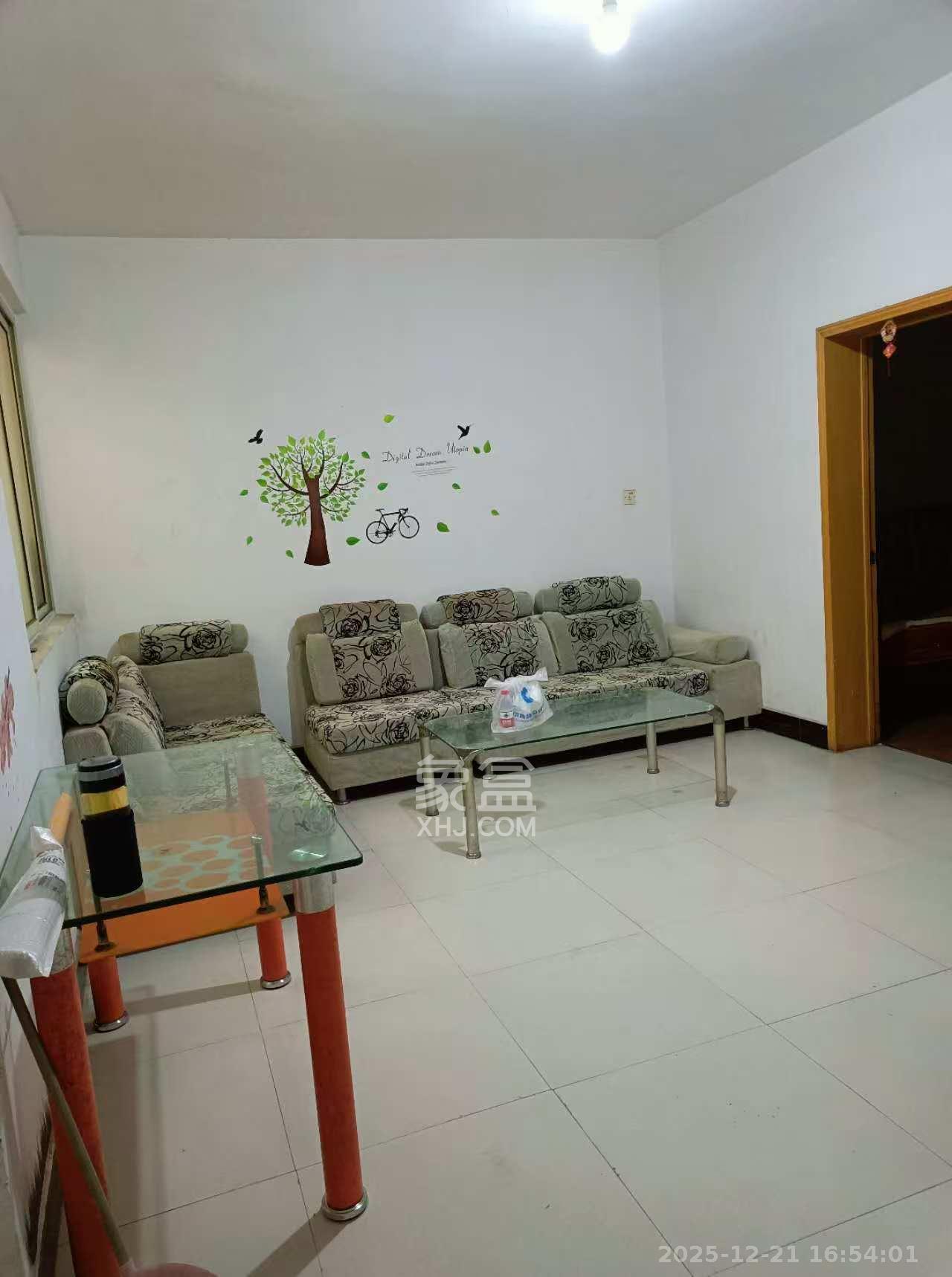 金三角花园  2室1厅1卫    1200.0元/月