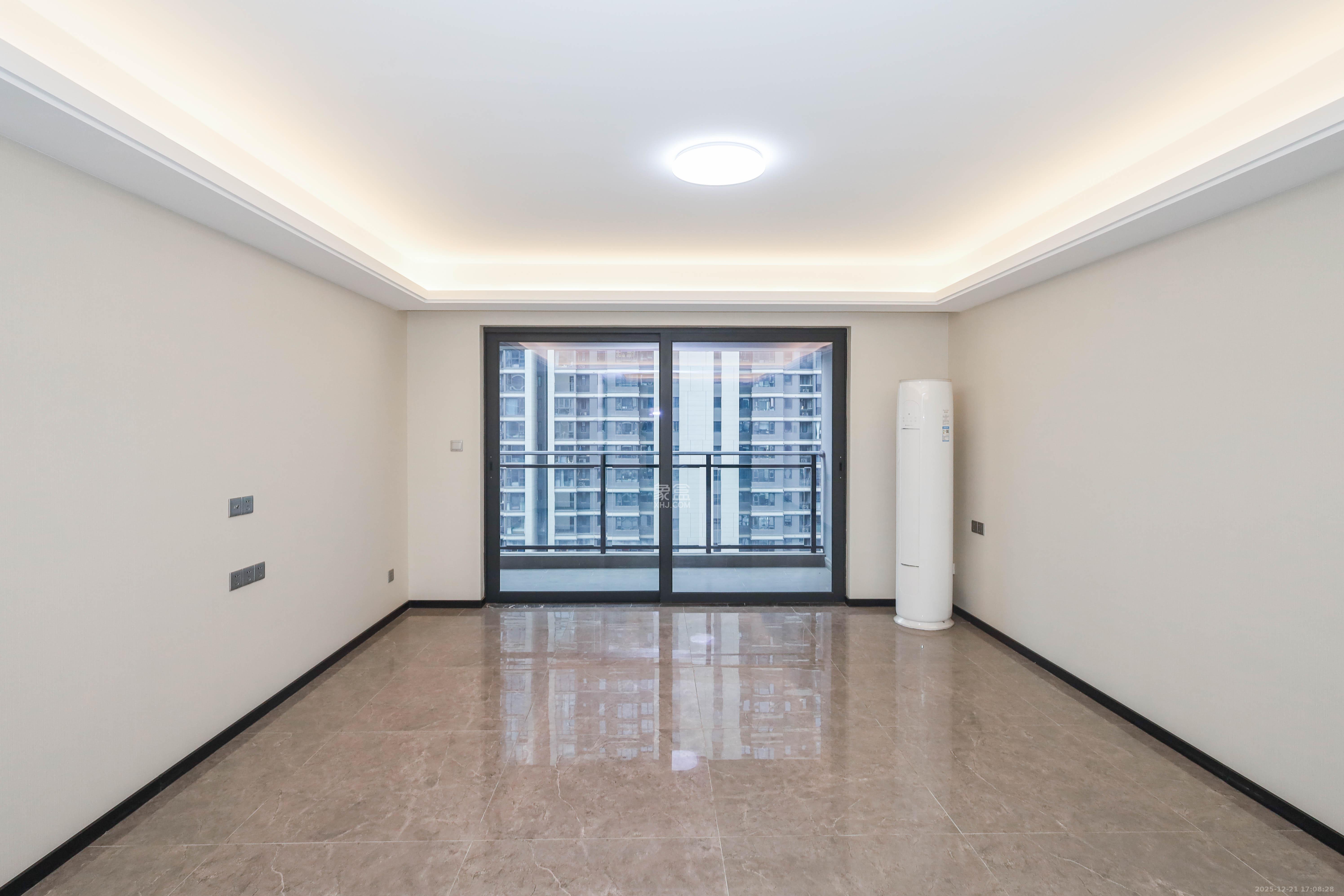 中海阅溪府  4室2厅2卫    208.0万