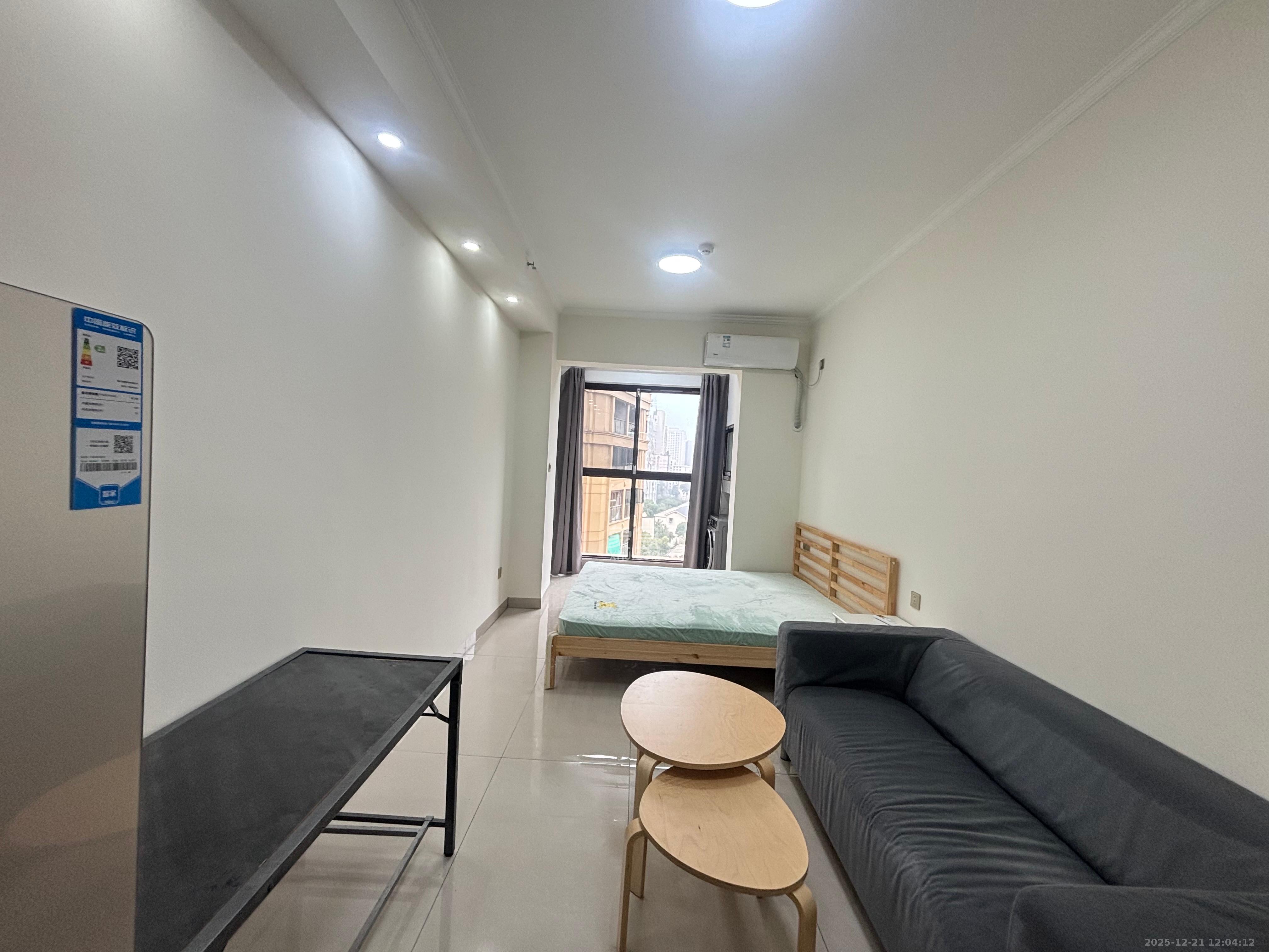 壹廷中央府院（福地花园）  1室1厅1卫    1800.0元/月