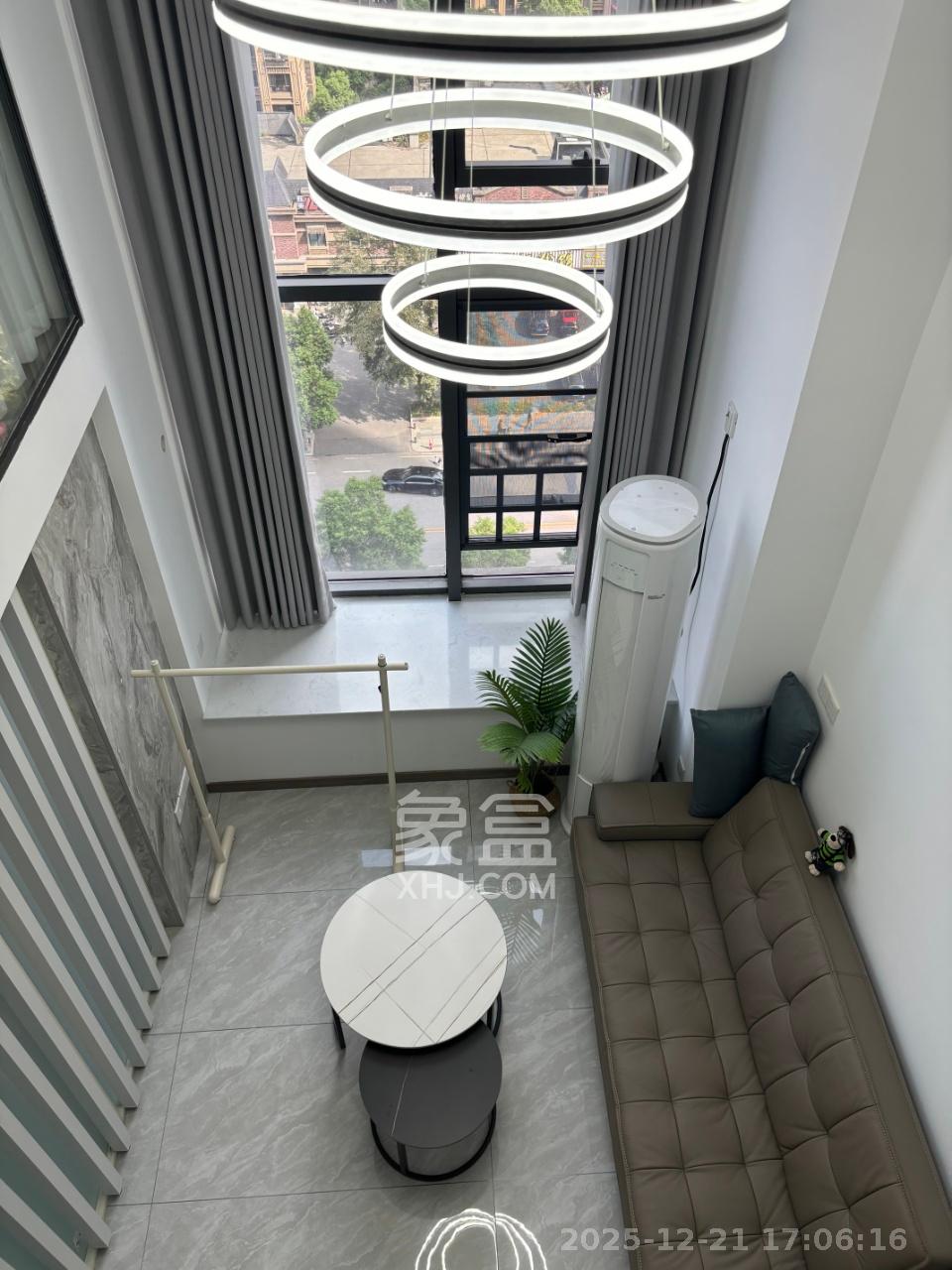 龙湖铂金岛  1室0厅0卫    3200.0元/月