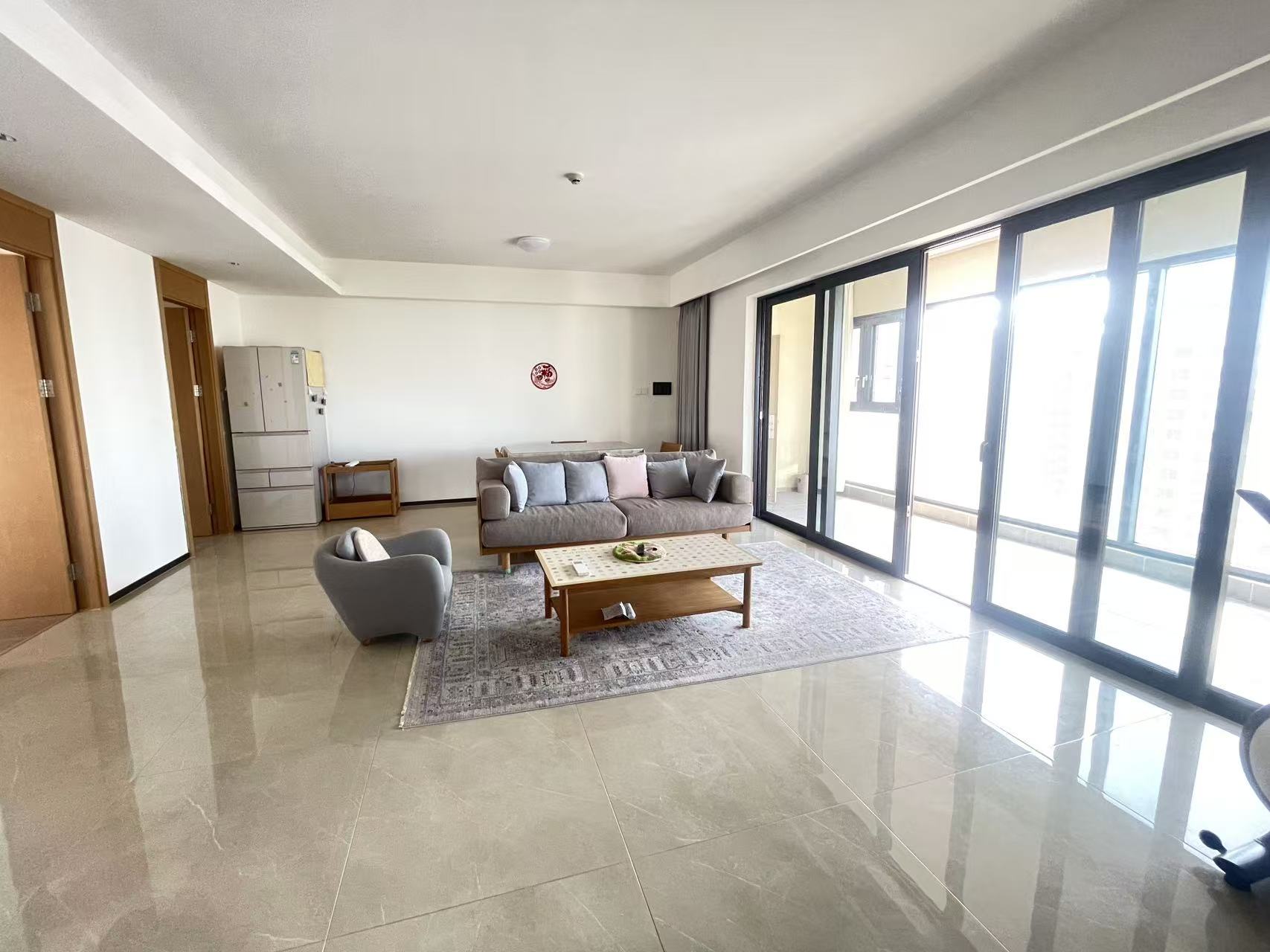 华润中心二期东悦府  4室2厅3卫    10000.0元/月