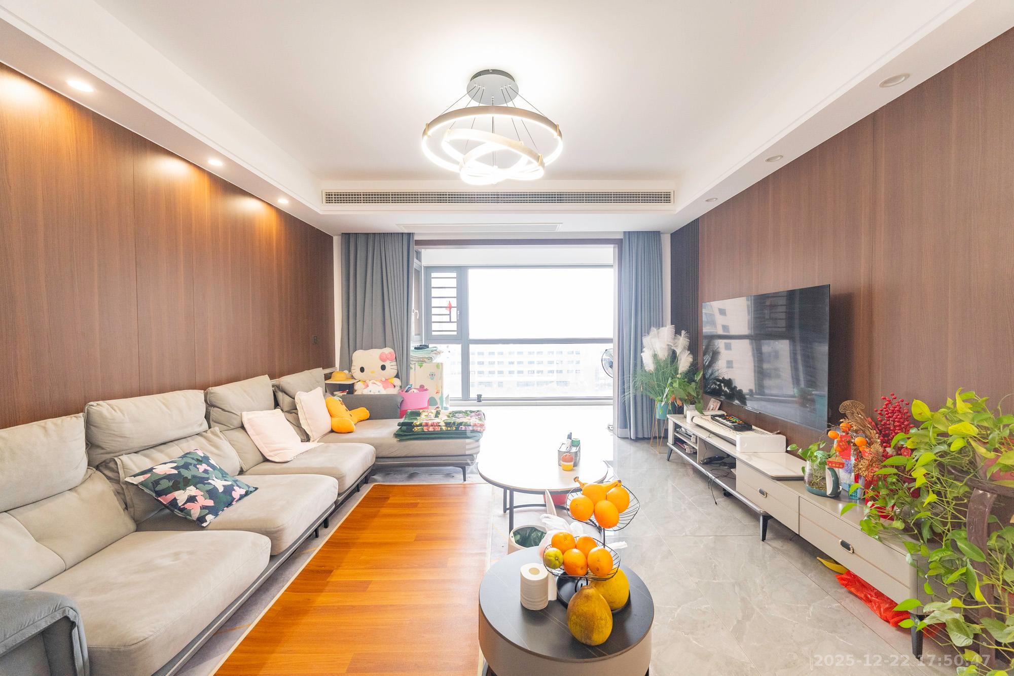 日盛湖湘花苑  3室2厅2卫    96.8万