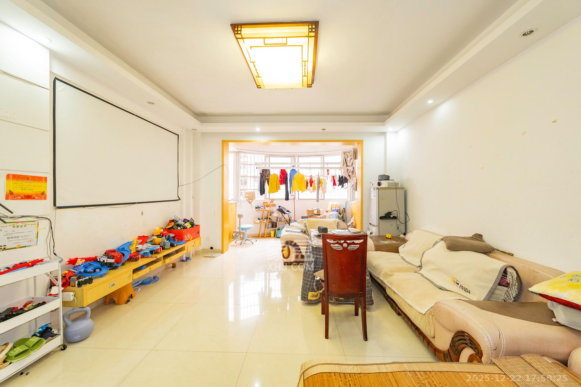 星城国际  3室2厅2卫    62.8万