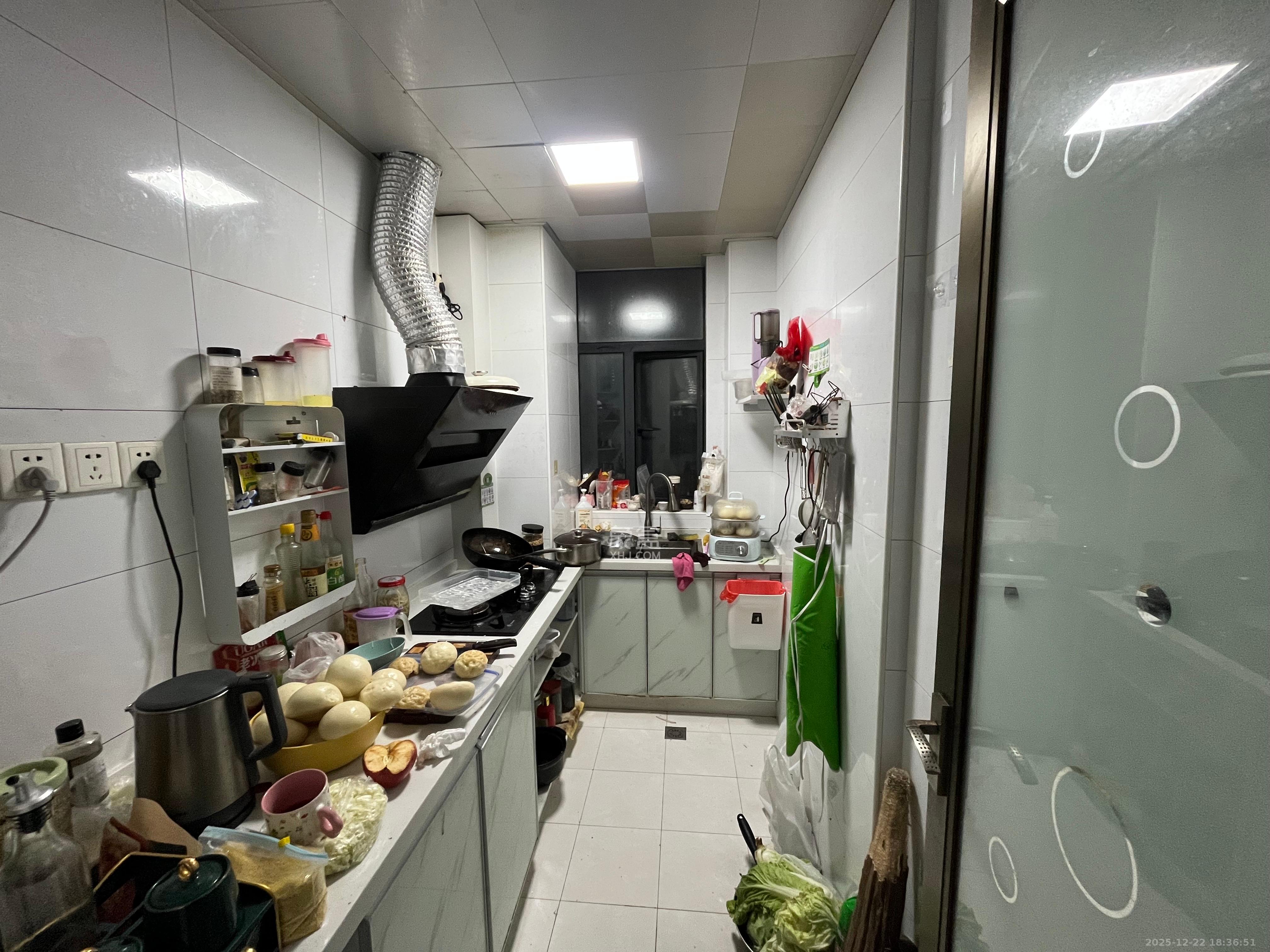 星城书香苑(星城书院) 1室1厅1卫 2400.0元/月 星城书香苑(星城书院) 1室1厅1卫 2400.0元/月室内图