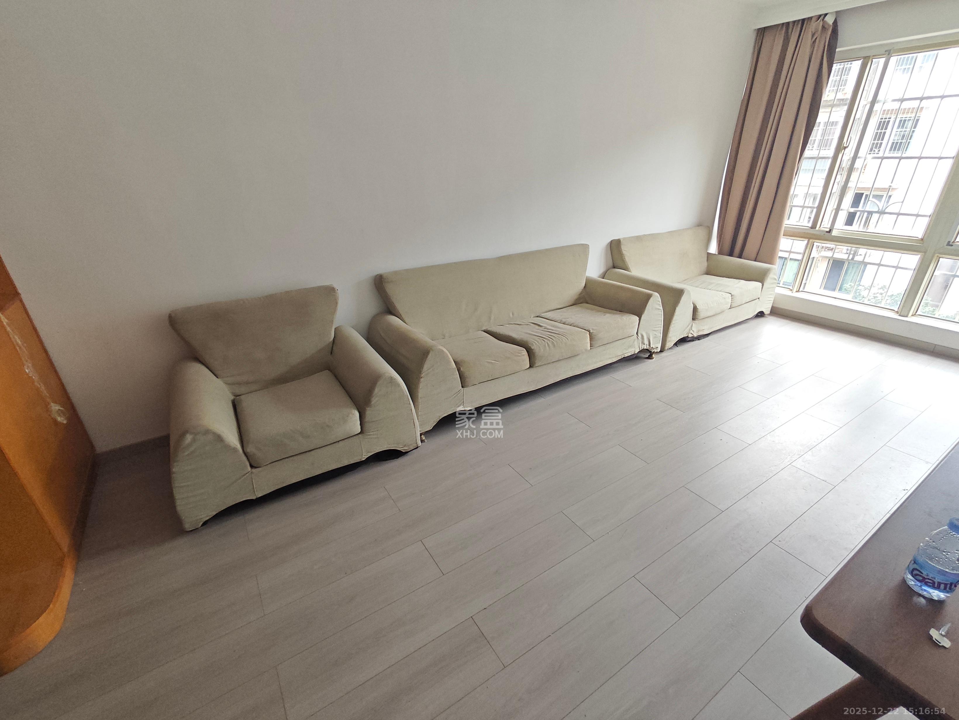 丽江翠园  2室2厅1卫    1400.0元/月