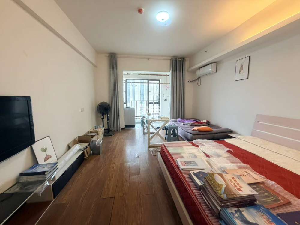 中泰财富湘江  1室1厅1卫    26.0万