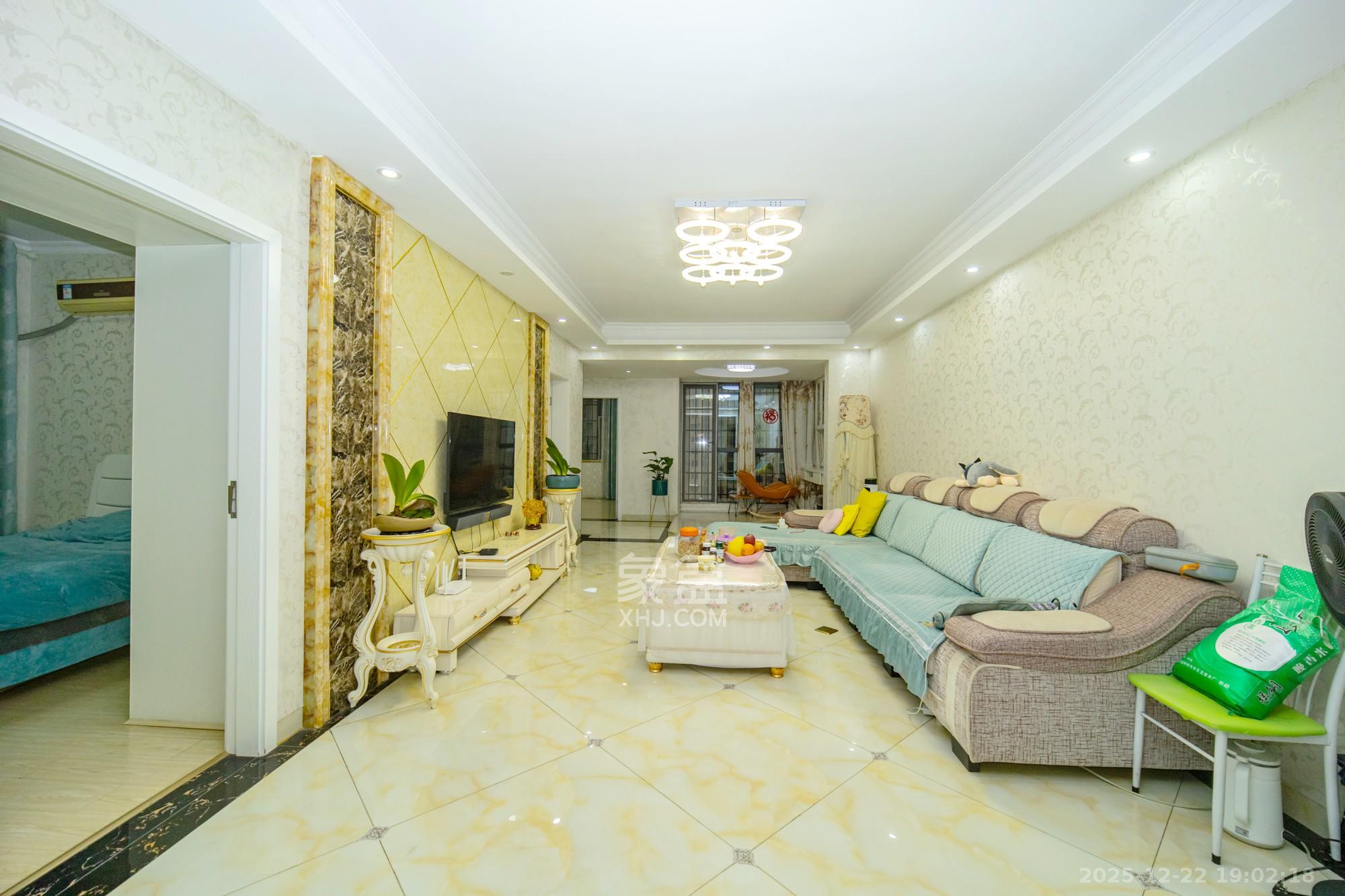 悦湖山  3室2厅1卫    89.8万