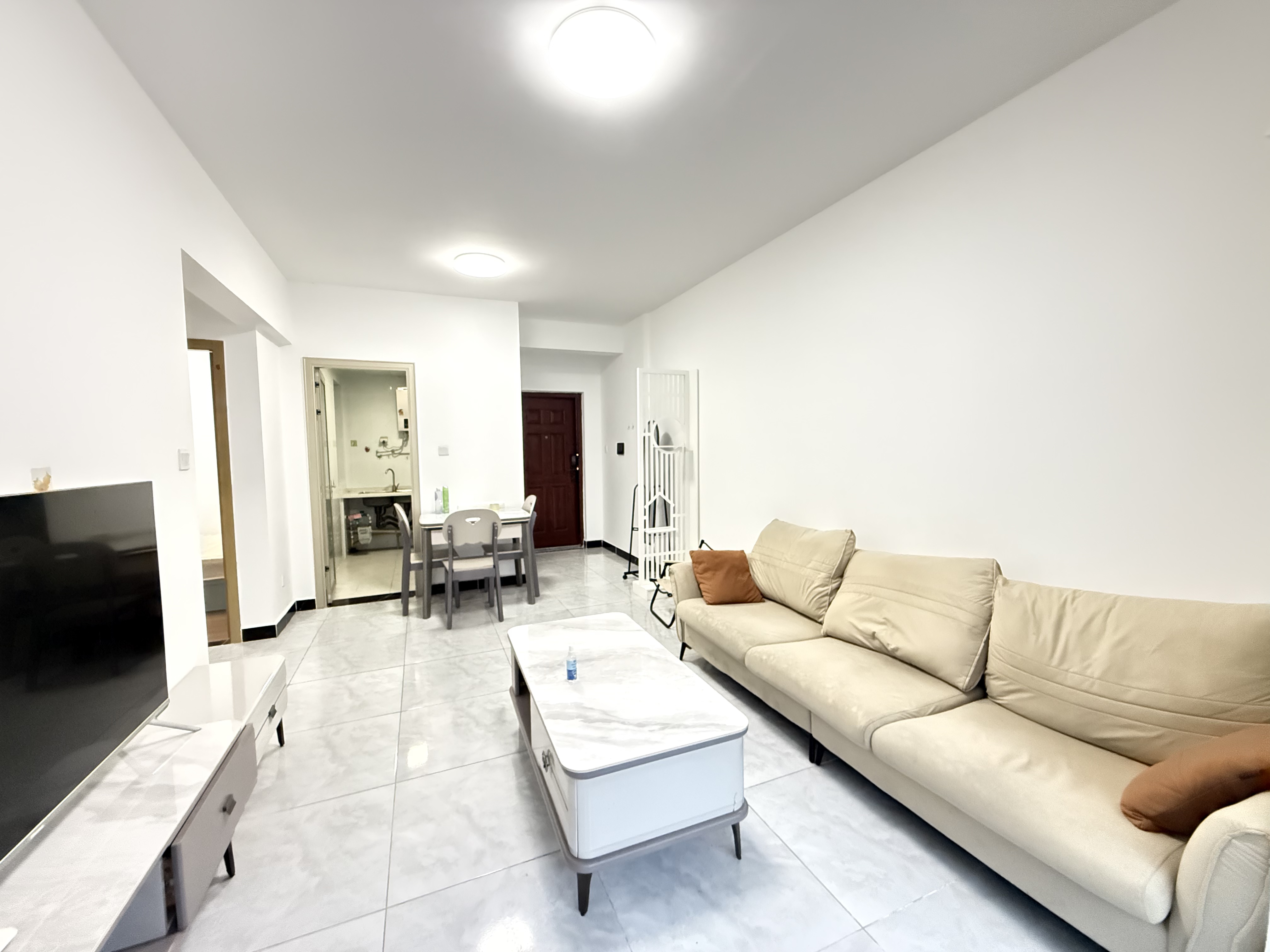 坡博家园四区  2室1厅1卫    2500.0元/月