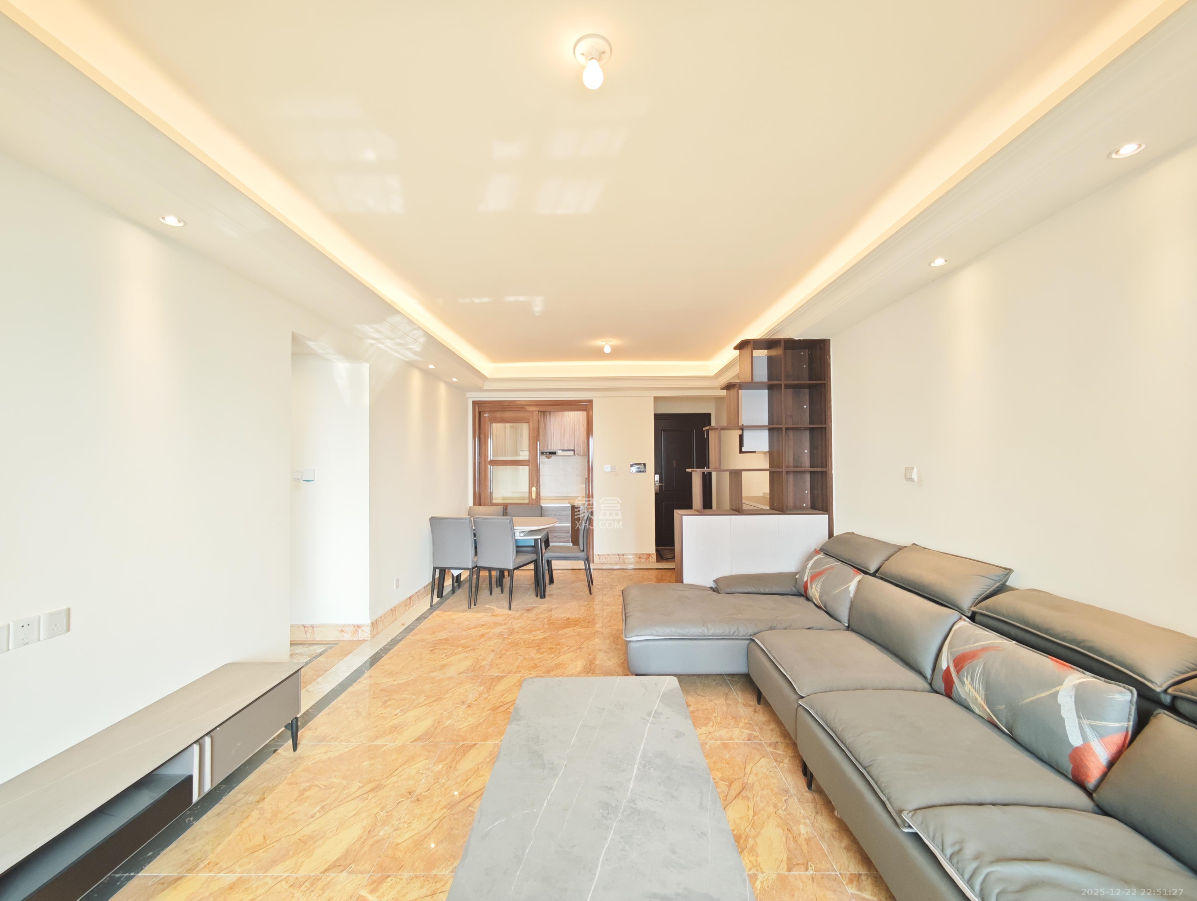 碧桂园南城首府（东宸林海）  3室2厅2卫    70.0万