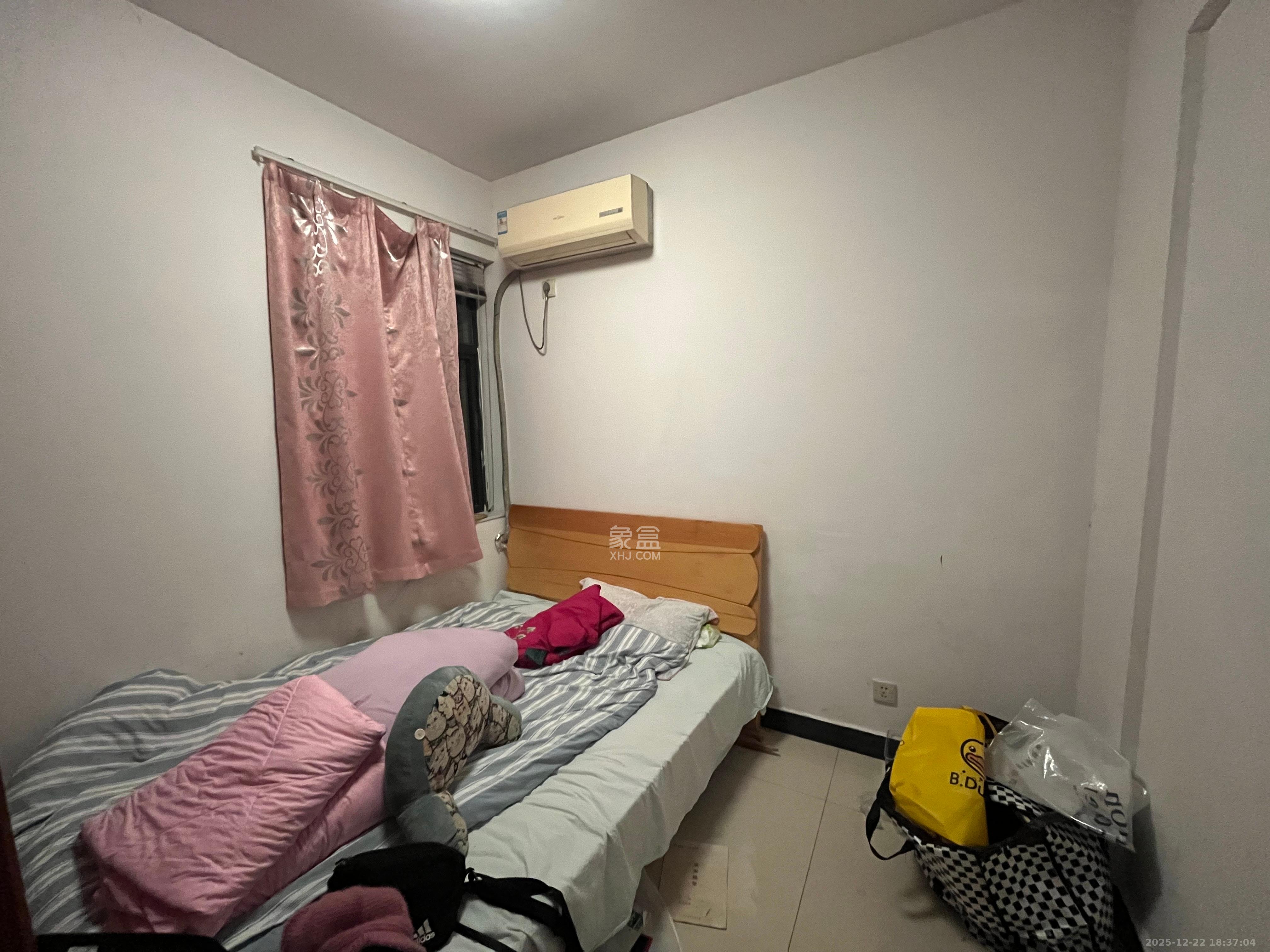 星城书香苑(星城书院) 1室1厅1卫 2400.0元/月 星城书香苑(星城书院) 1室1厅1卫 2400.0元/月室内图