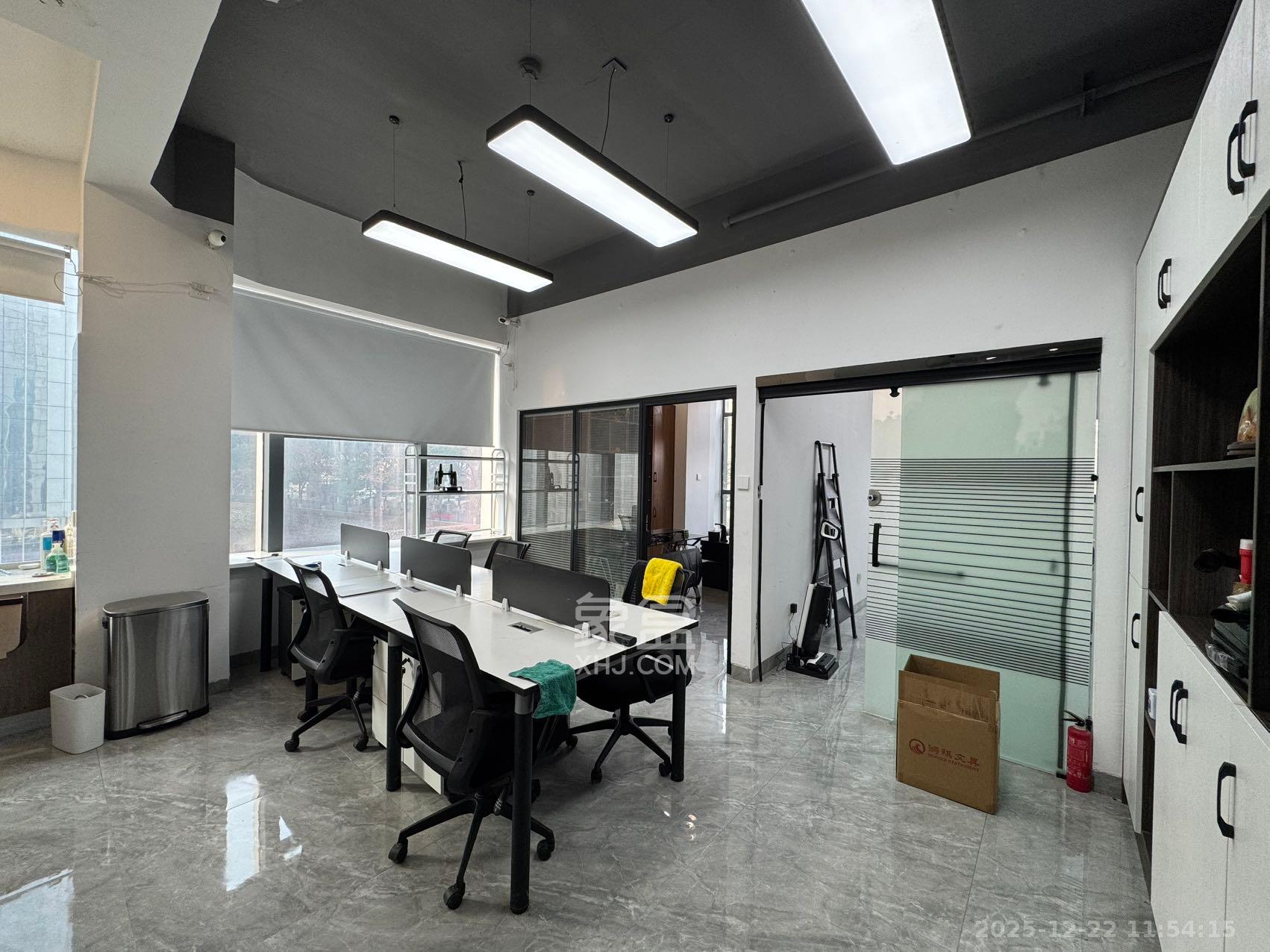 裕天国际商汇中心   60.0㎡      2600.0元/月