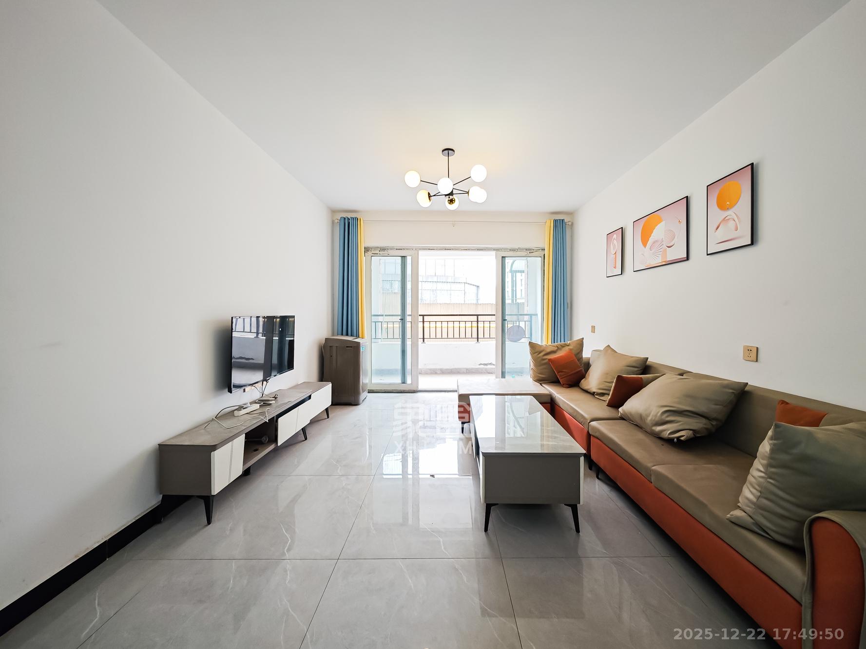 福晟钱隆国际（晟冉景苑）  3室2厅2卫    85.0万