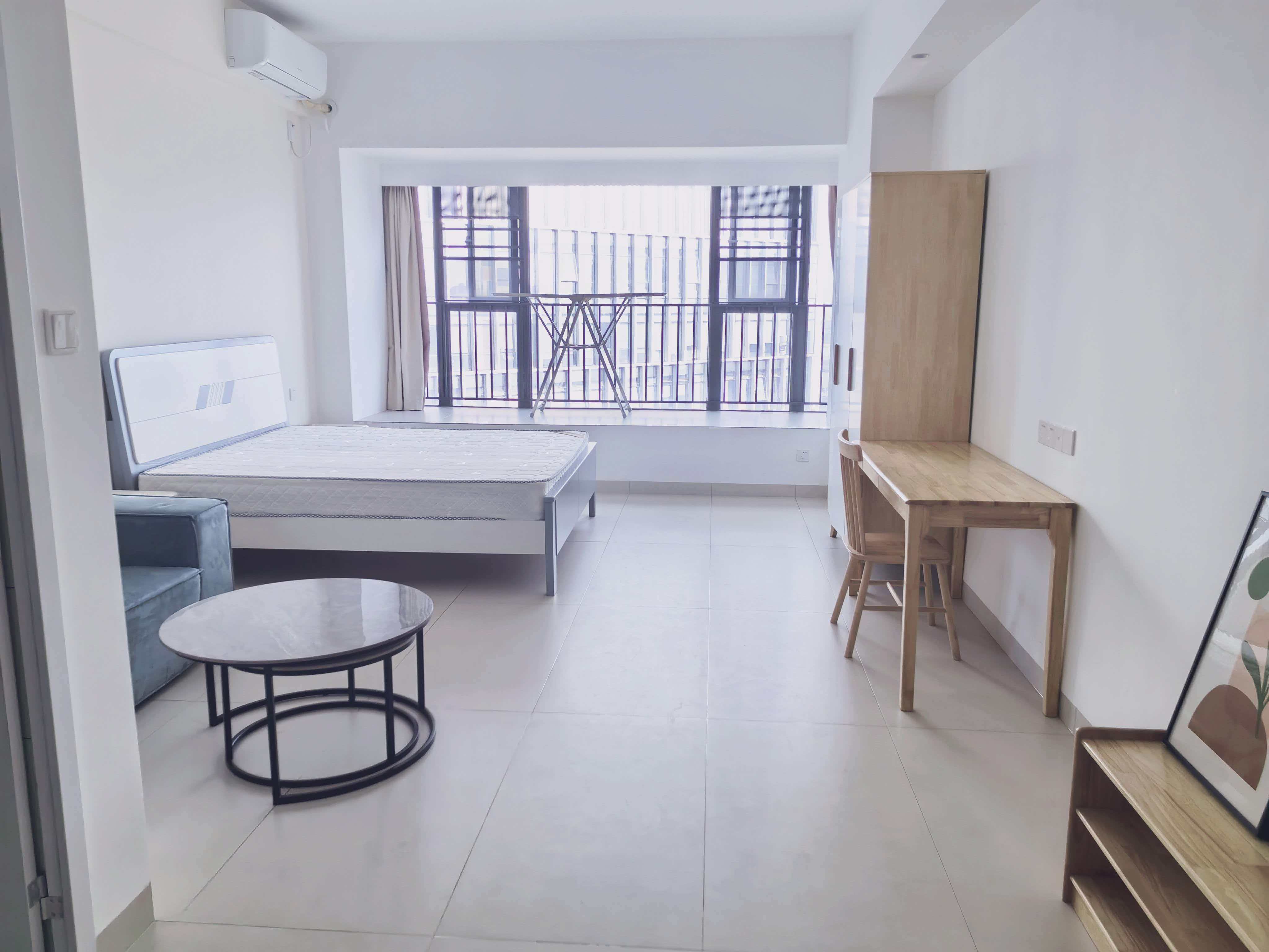 保利中央海岸四期（淳境、淳域）  1室0厅1卫    1700.0元/月