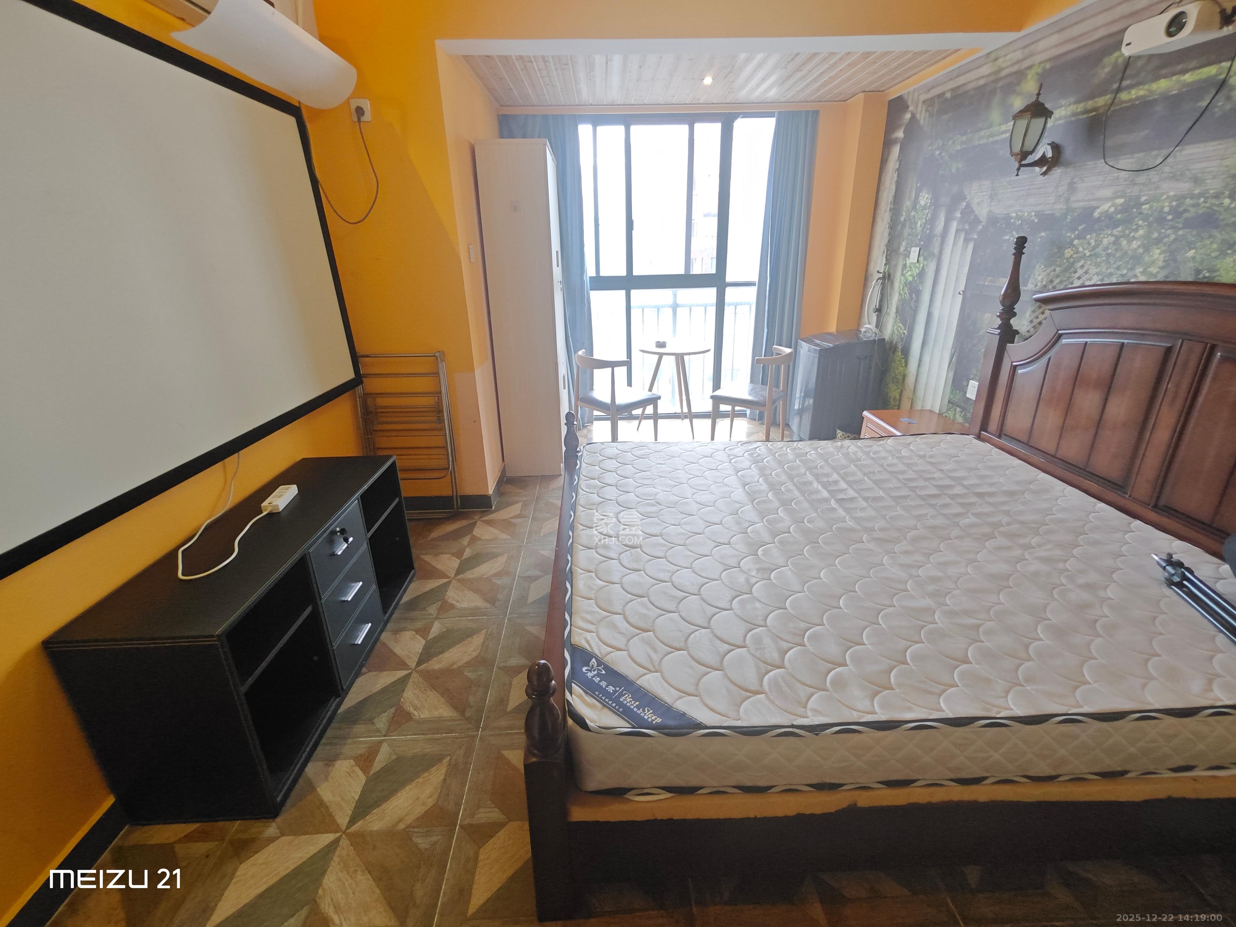 英祥春天  1室1厅1卫    1300.0元/月