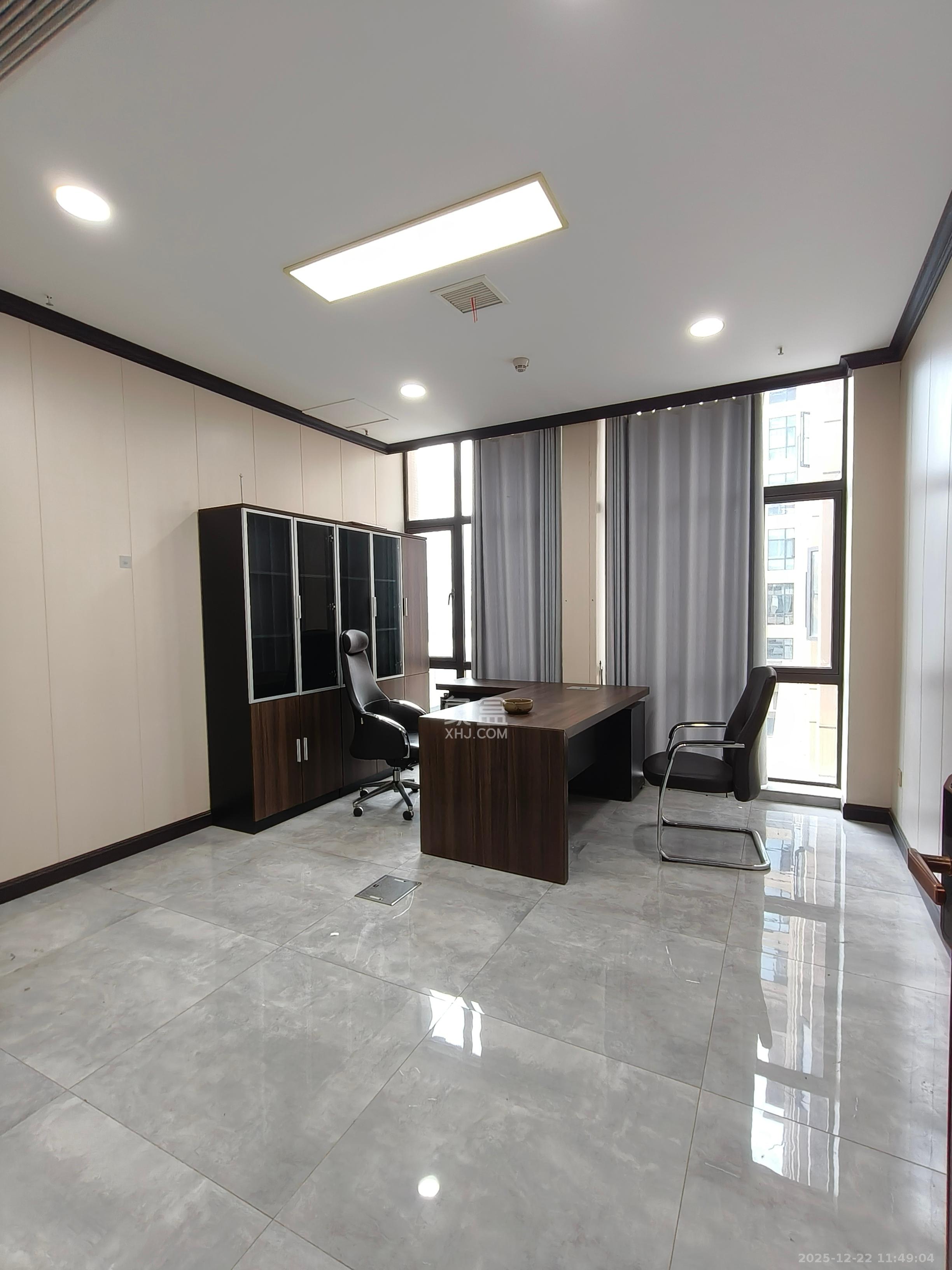 星雅美辰   240.0㎡      12800.0元/月室内图