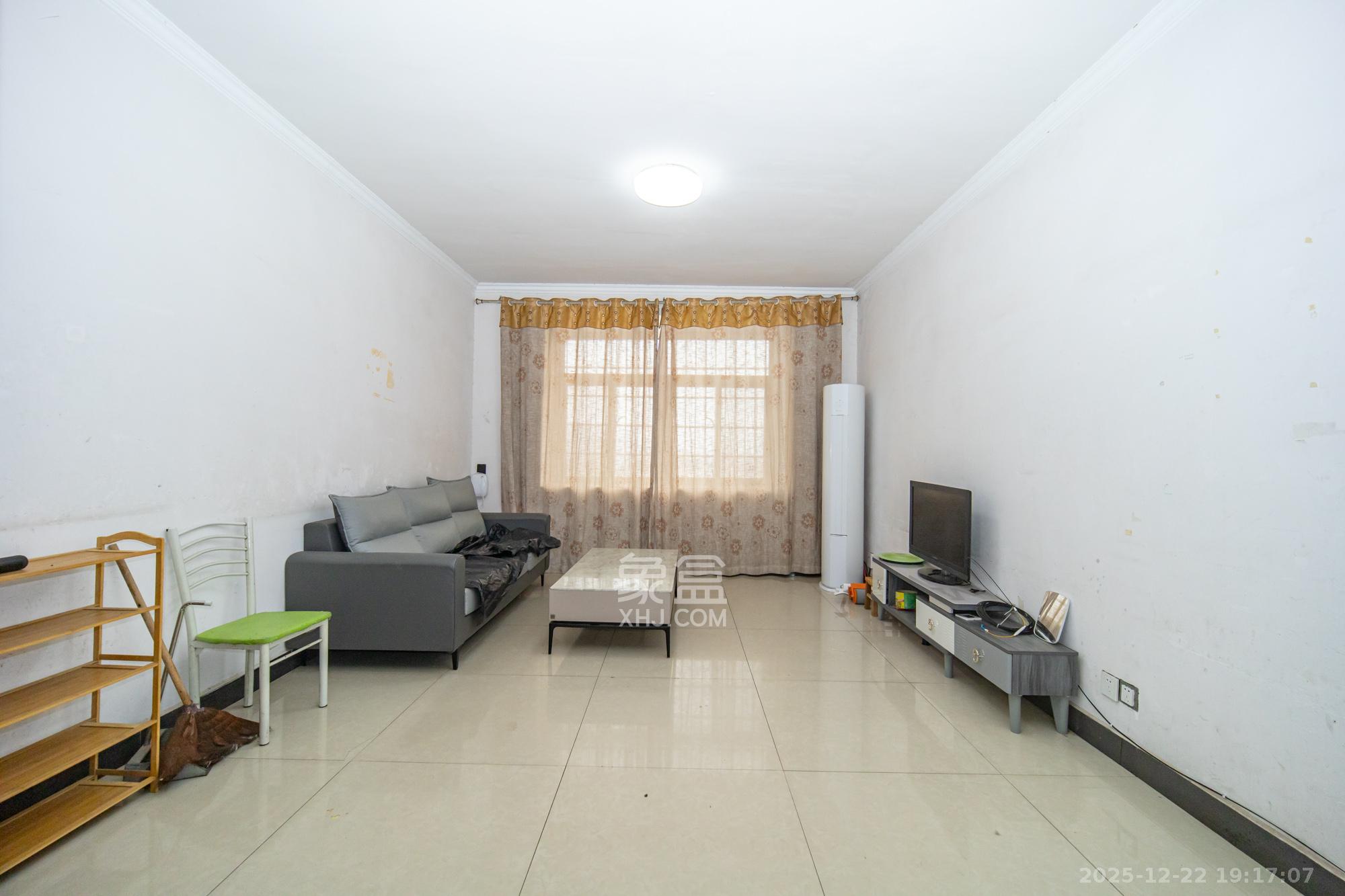 湘绣城  2室2厅1卫    41.8万