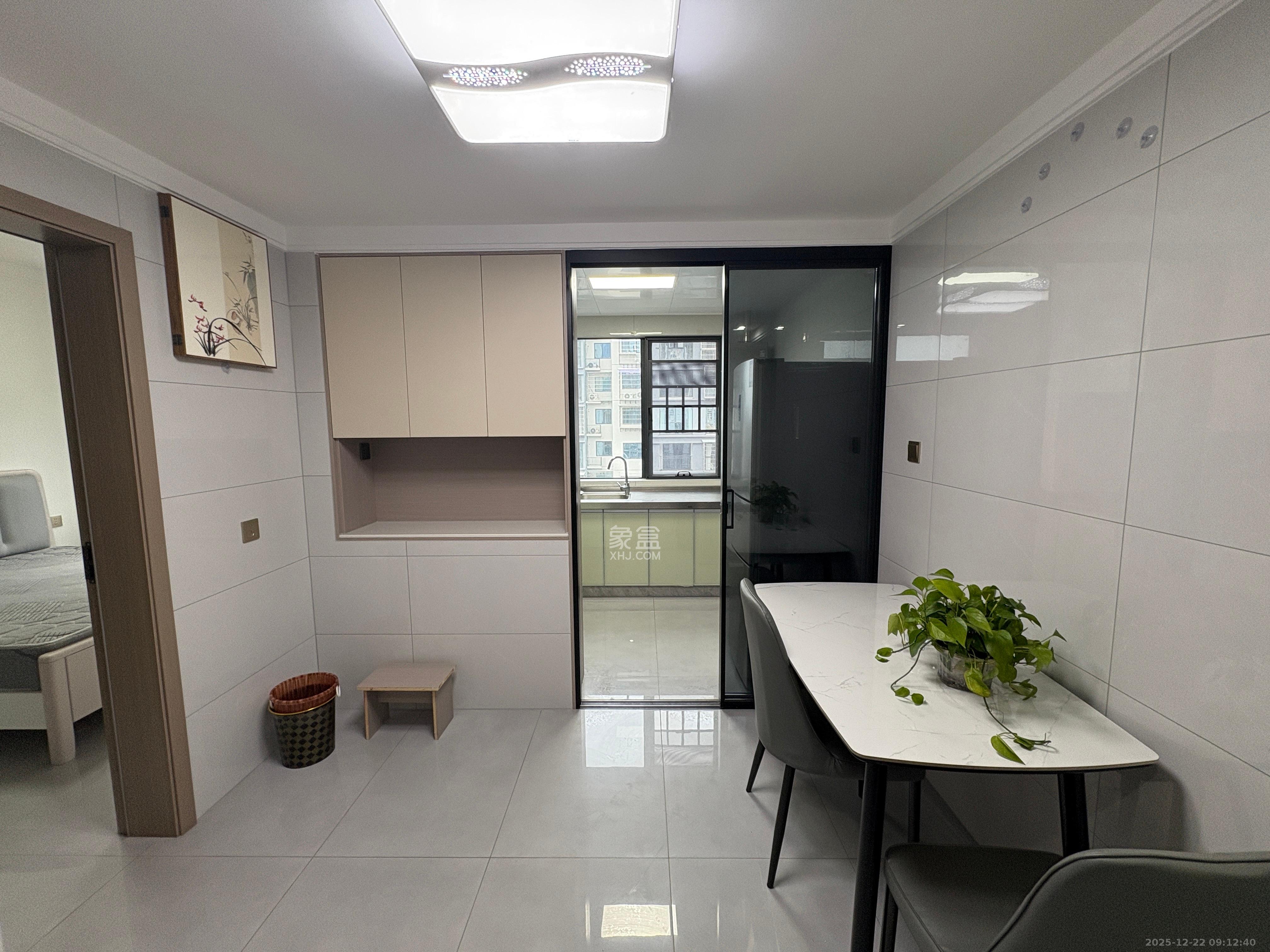 旭日嘉苑  2室1厅1卫    2000.0元/月