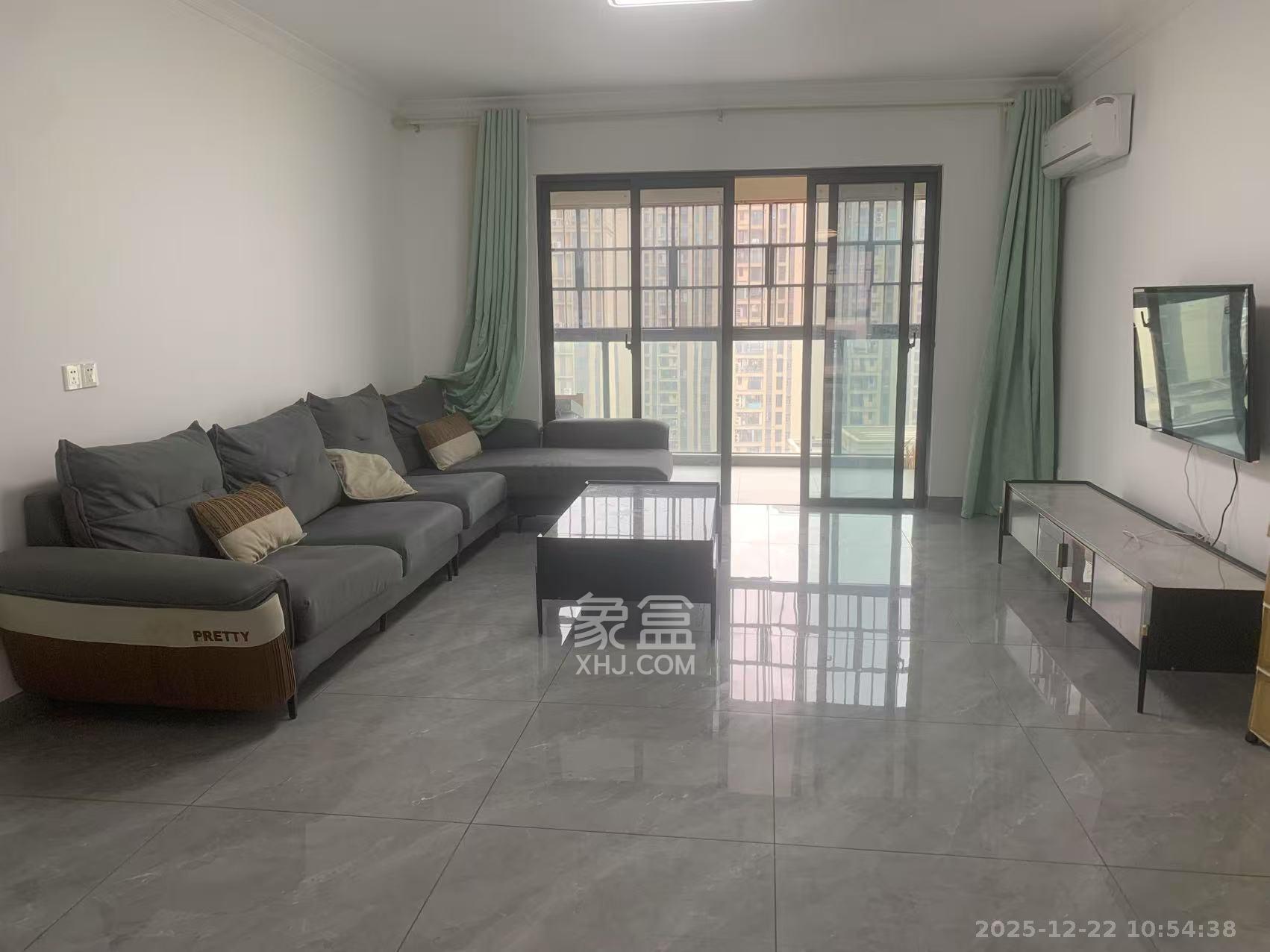 博林云栖  3室2厅2卫    3200.0元/月