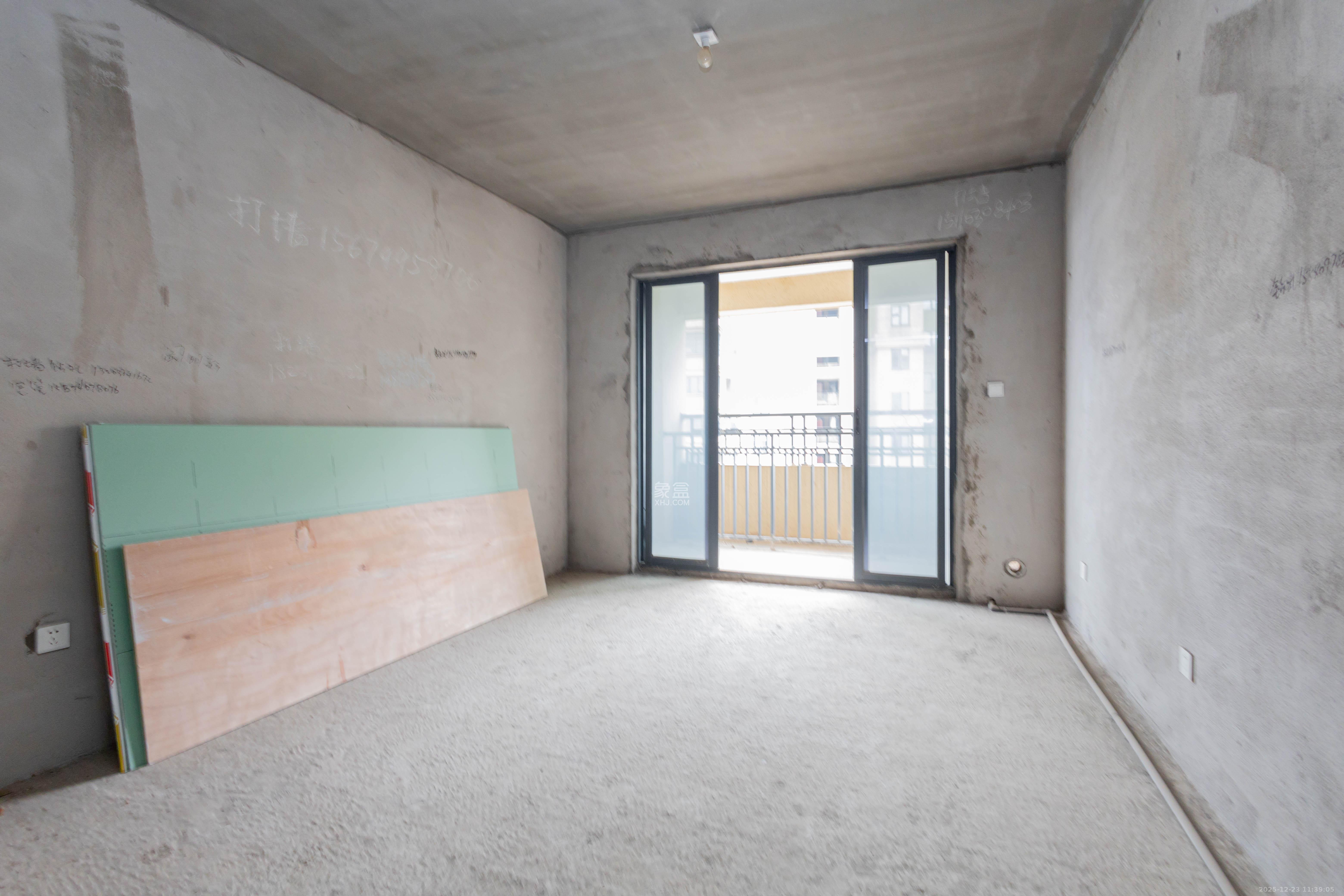 爵世名邸东湖（东湖壹号企业总部基地）  2室2厅1卫    60.0万