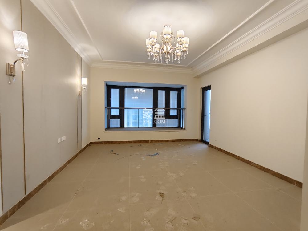 恒大林溪郡  4室2厅2卫    81.8万