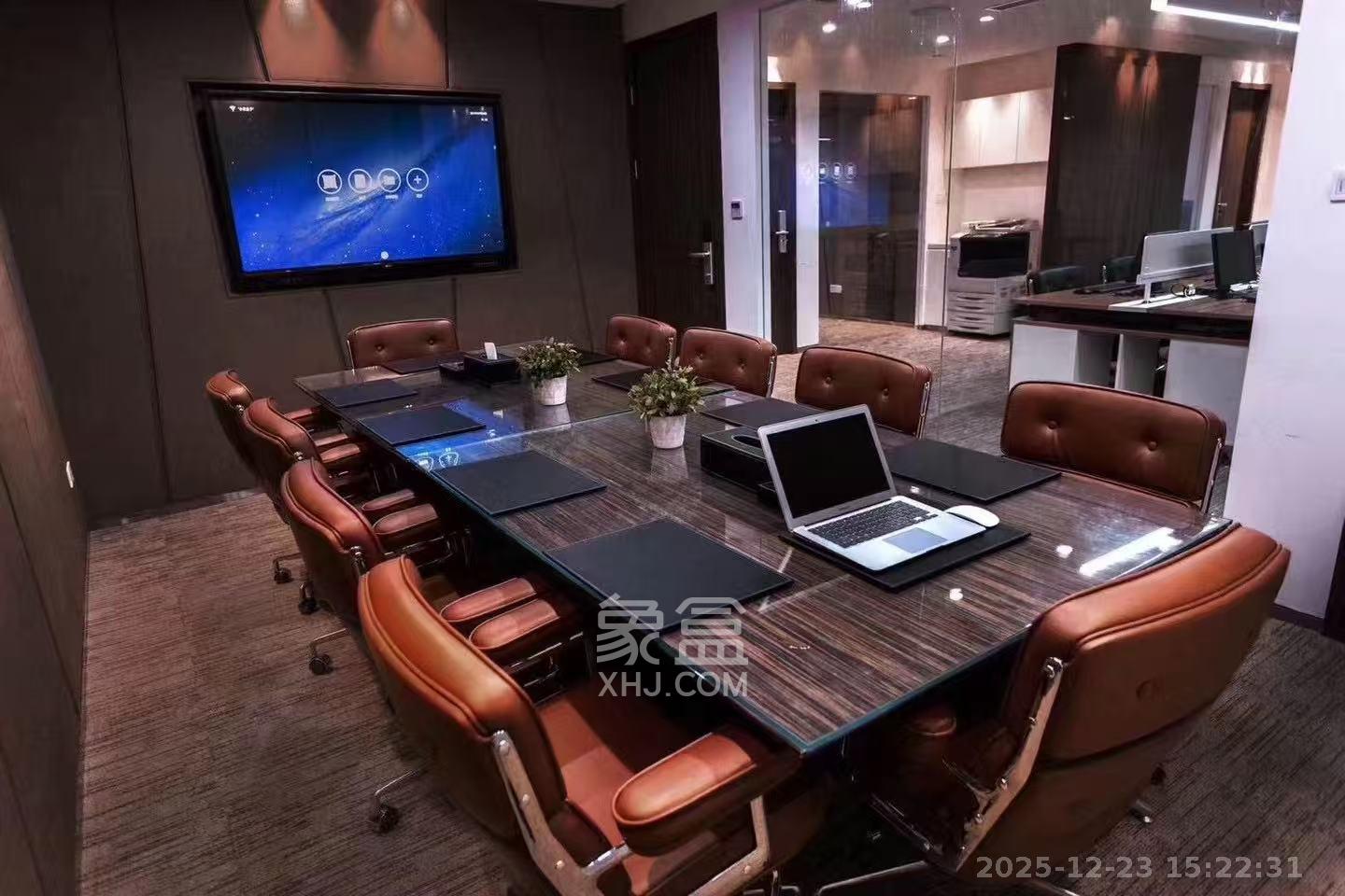 万达广场   100.0㎡      3999.0元/月室内图