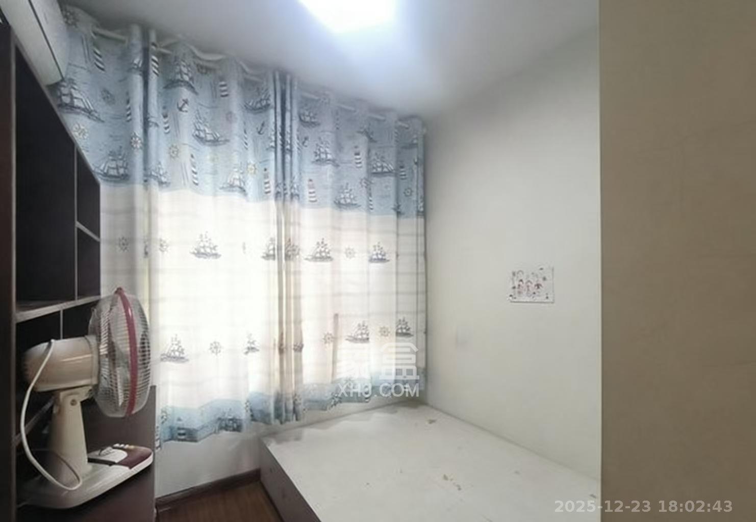 南山雍江汇(滨江国际新城) 3室2厅2卫 3500.0元/月 南山雍江汇(滨江国际新城) 3室2厅2卫 3500.0元/月室内图