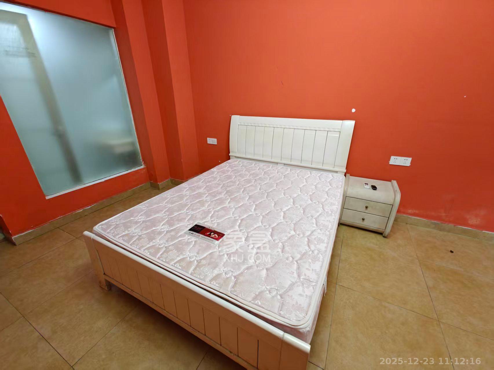 佳兴国际汇  1室1厅1卫    1400.0元/月