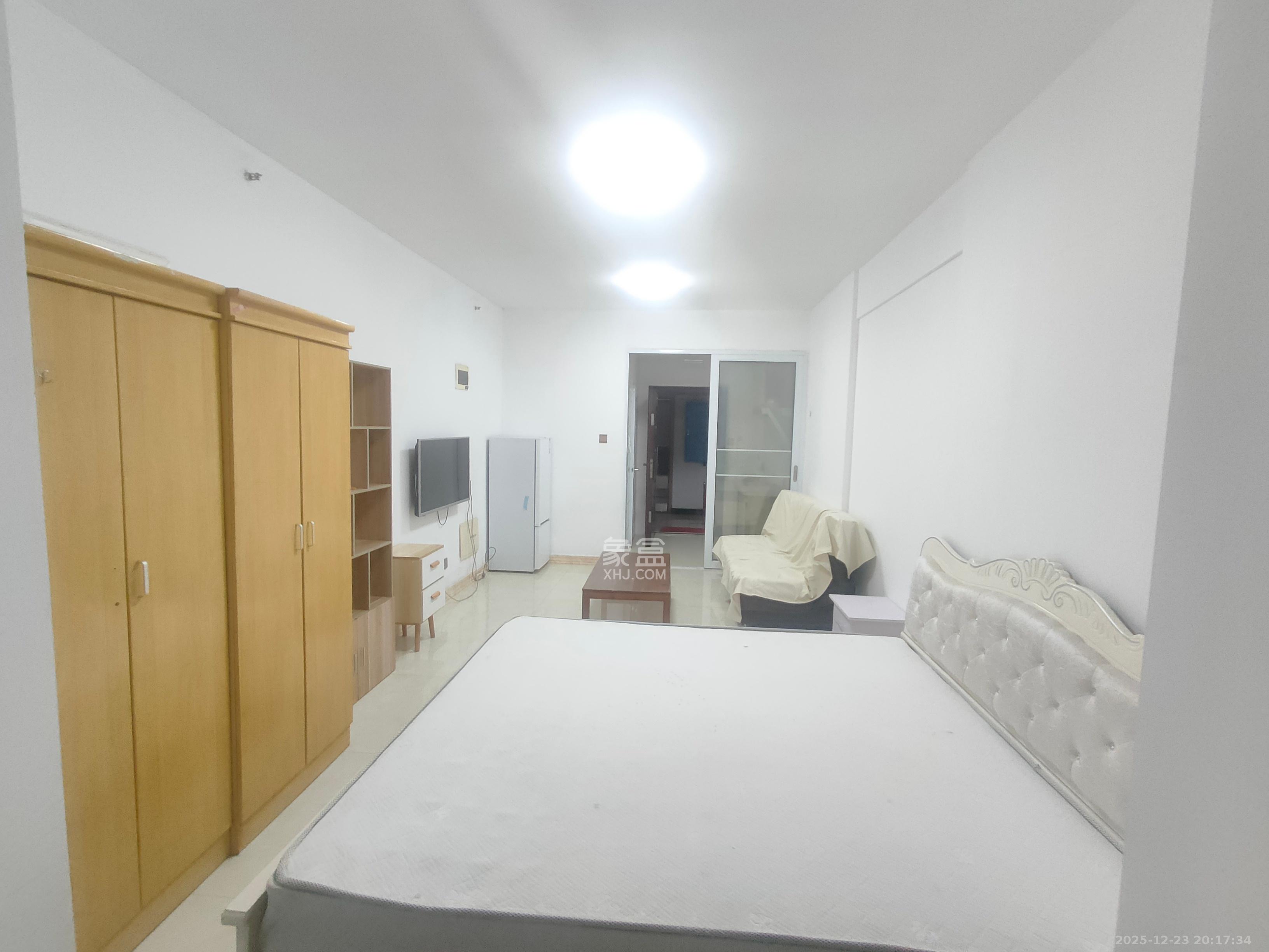 旭辉御府   41.43㎡      1300.0元/月室内图