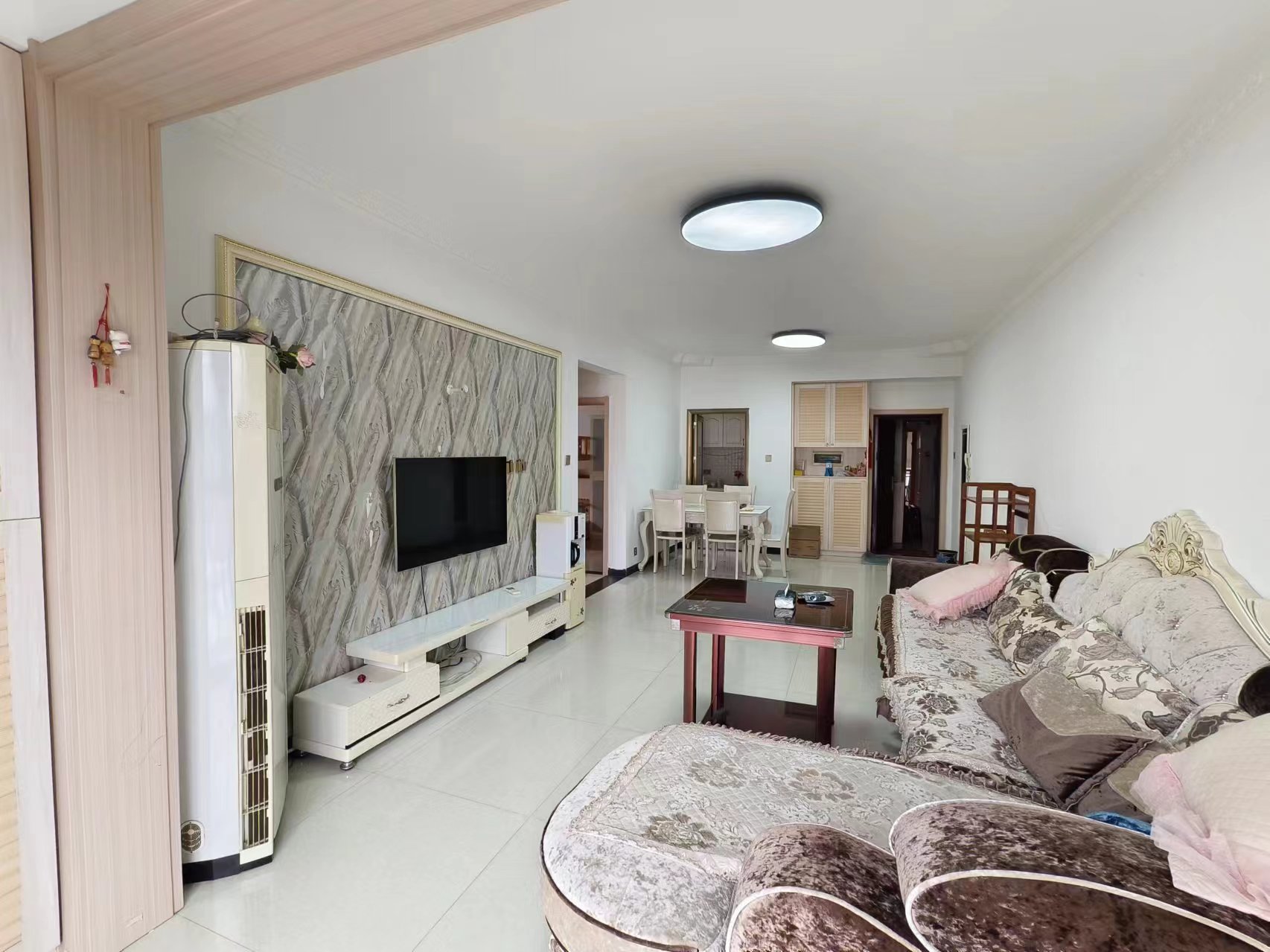 南岸晶都  2室2厅1卫    1500.0元/月