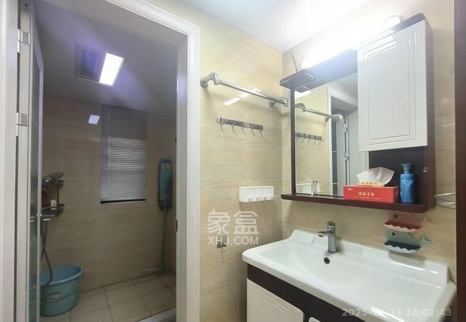 南山雍江汇（滨江国际新城）  3室2厅2卫    3500.0元/月室内图