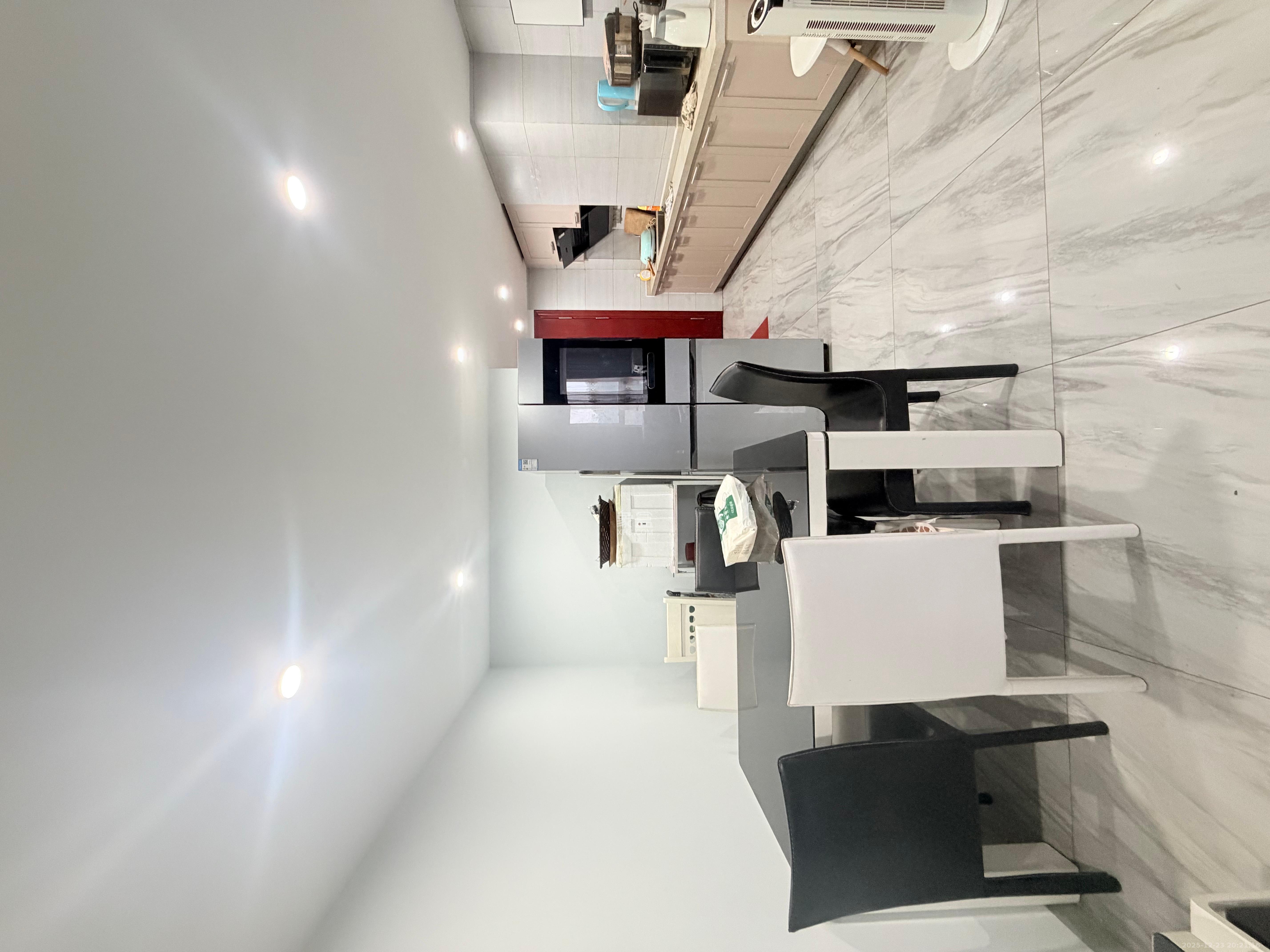 学府星城  1室0厅0卫    1700.0元/月室内图