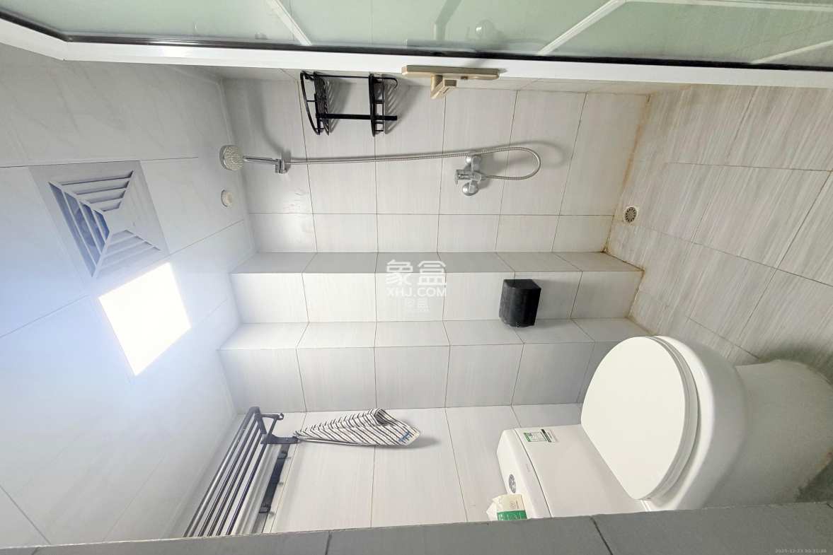 学府星城 1室0厅0卫 1700.0元/月 学府星城 1室0厅0卫 1700.0元/月室内图