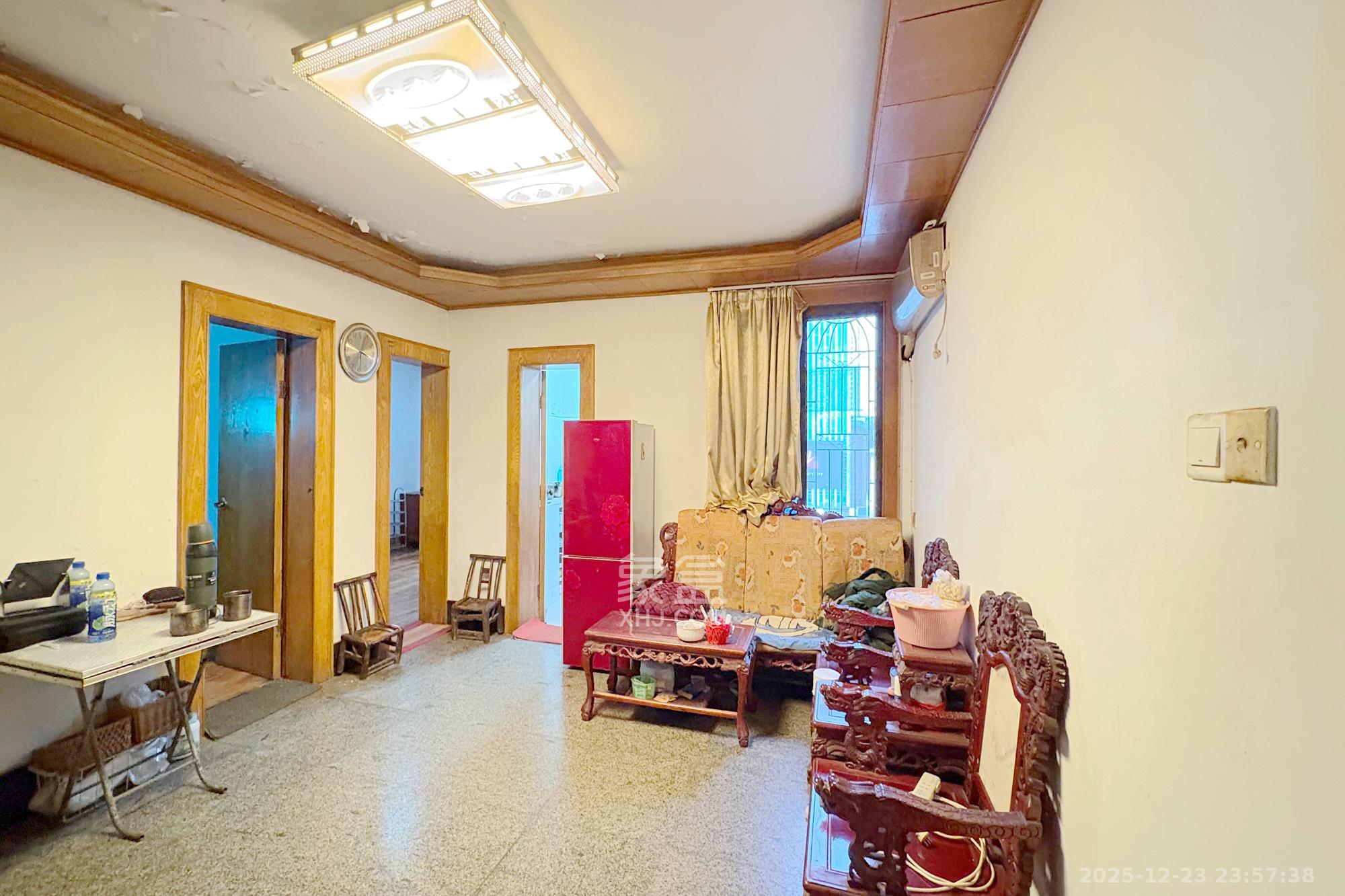 朝阳一、二村  3室1厅1卫    24.0万