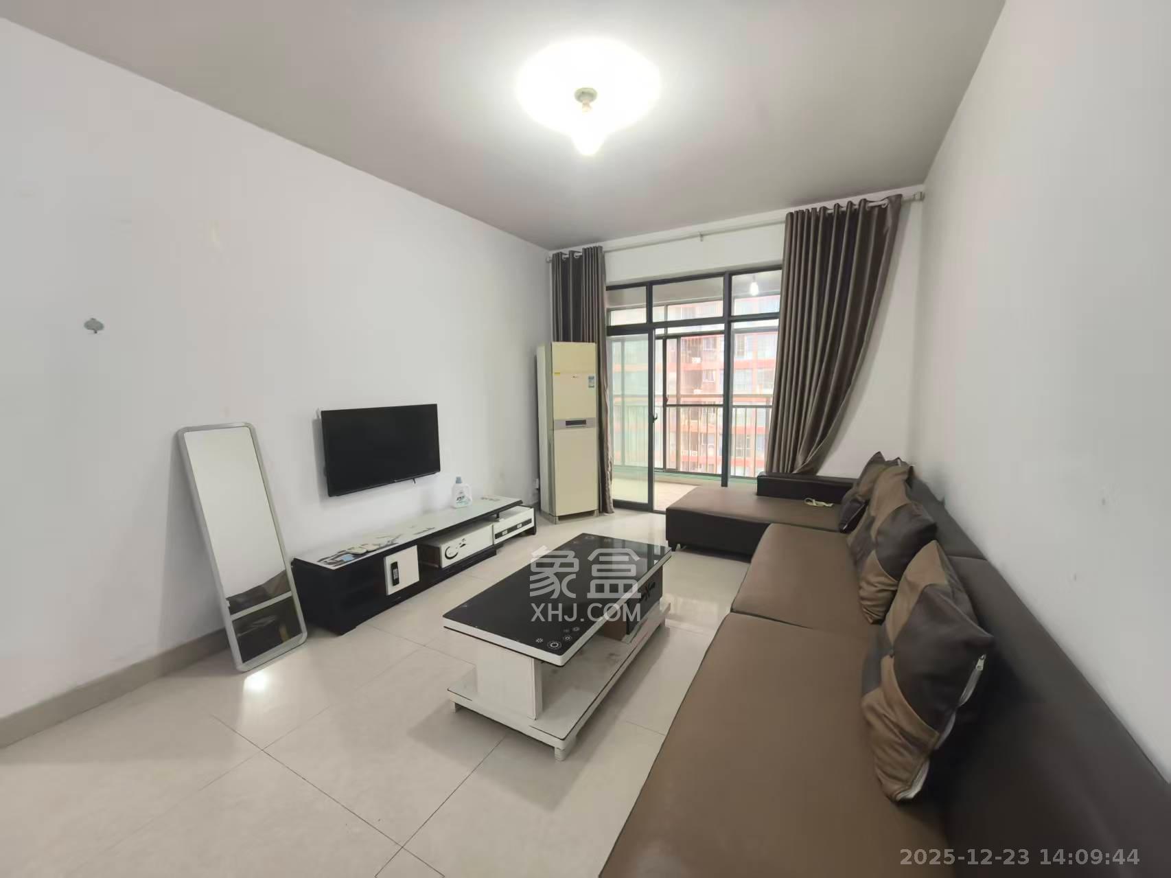 金领家族  2室2厅1卫    1600.0元/月