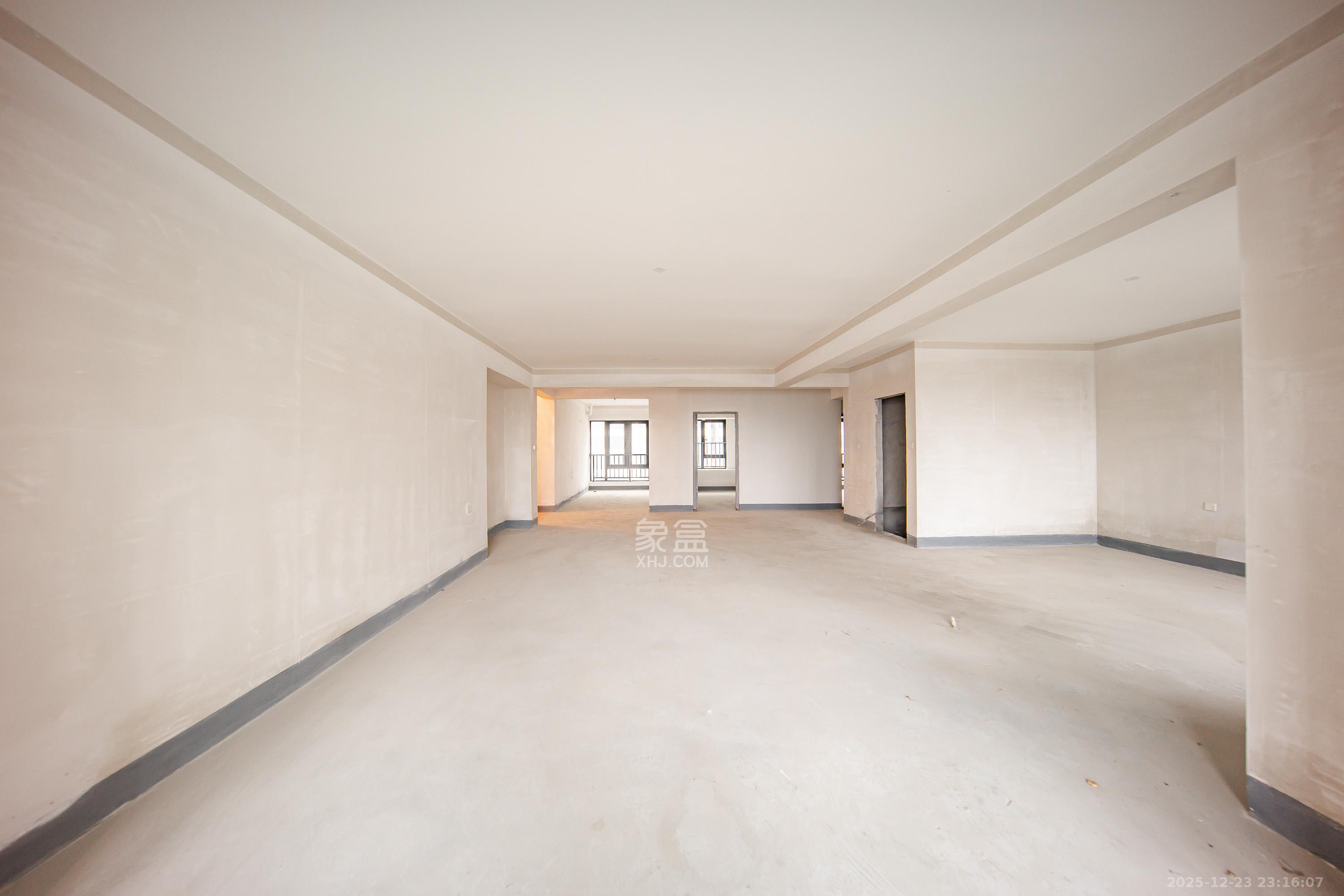 建投象山国际  4室2厅2卫    128.0万