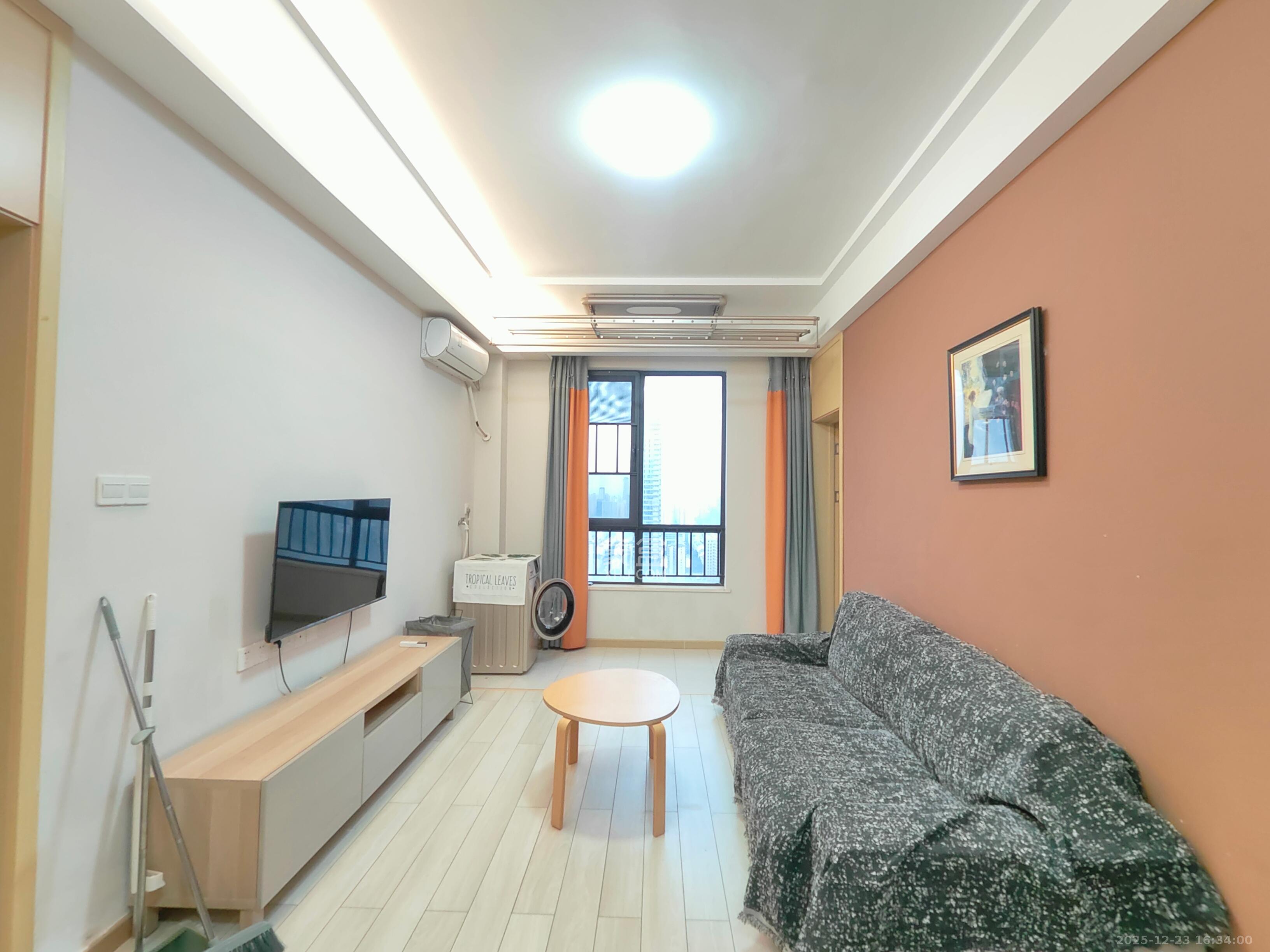 启迪协信中心  2室1厅1卫    2800.0元/月