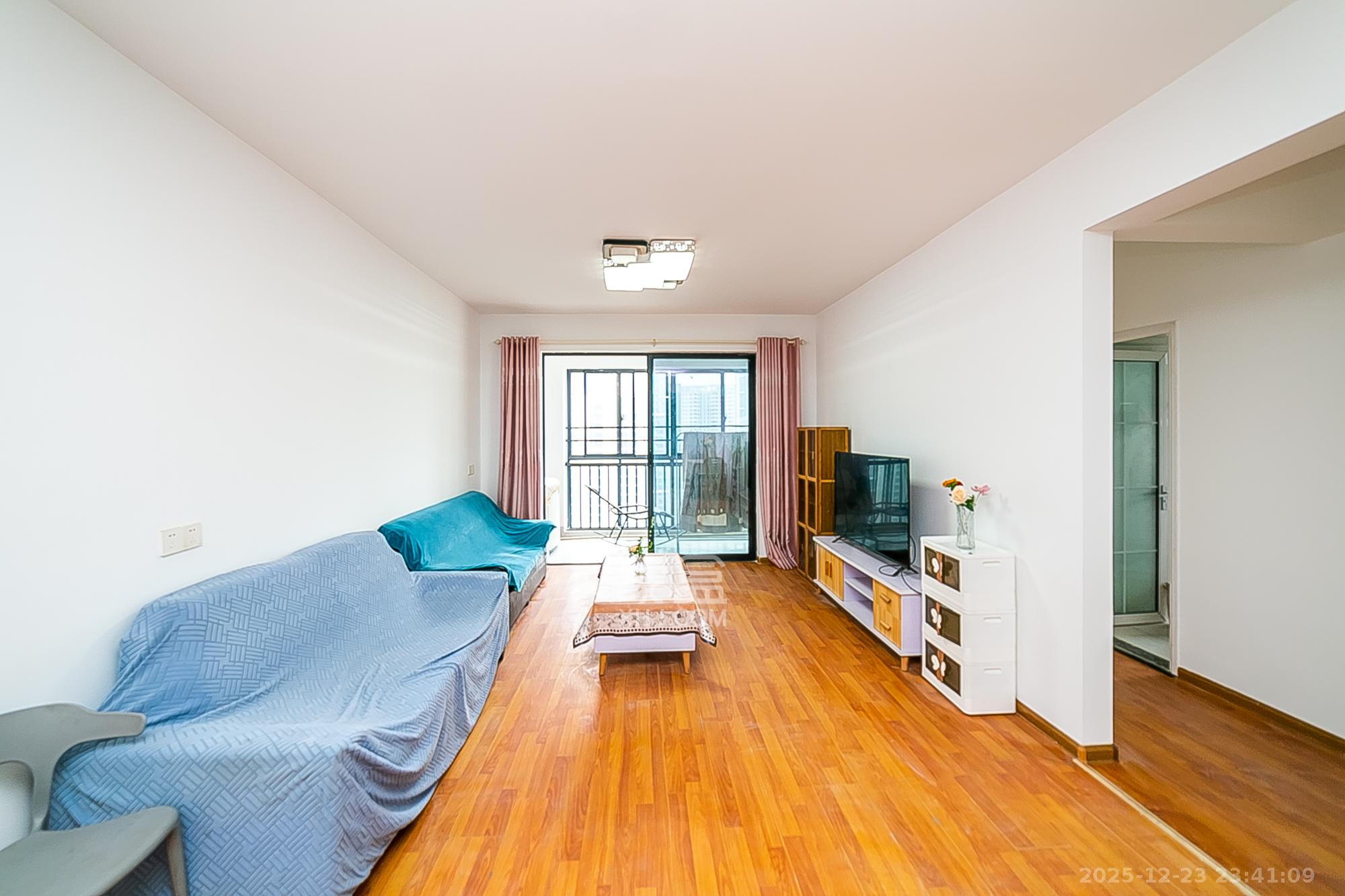 慢步江湾  3室2厅1卫    98.0万